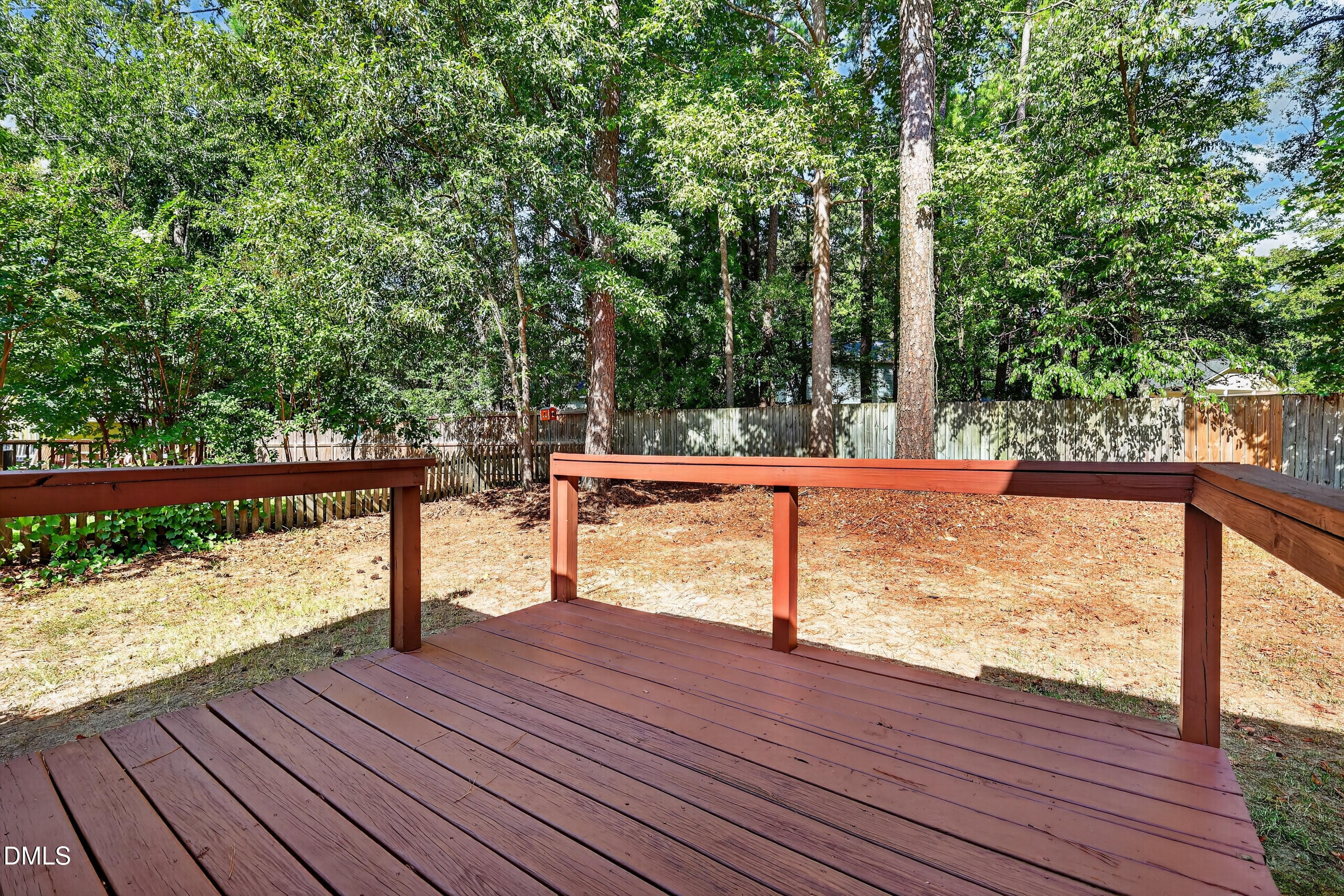 208 Crosspine Drive Property Photo 28