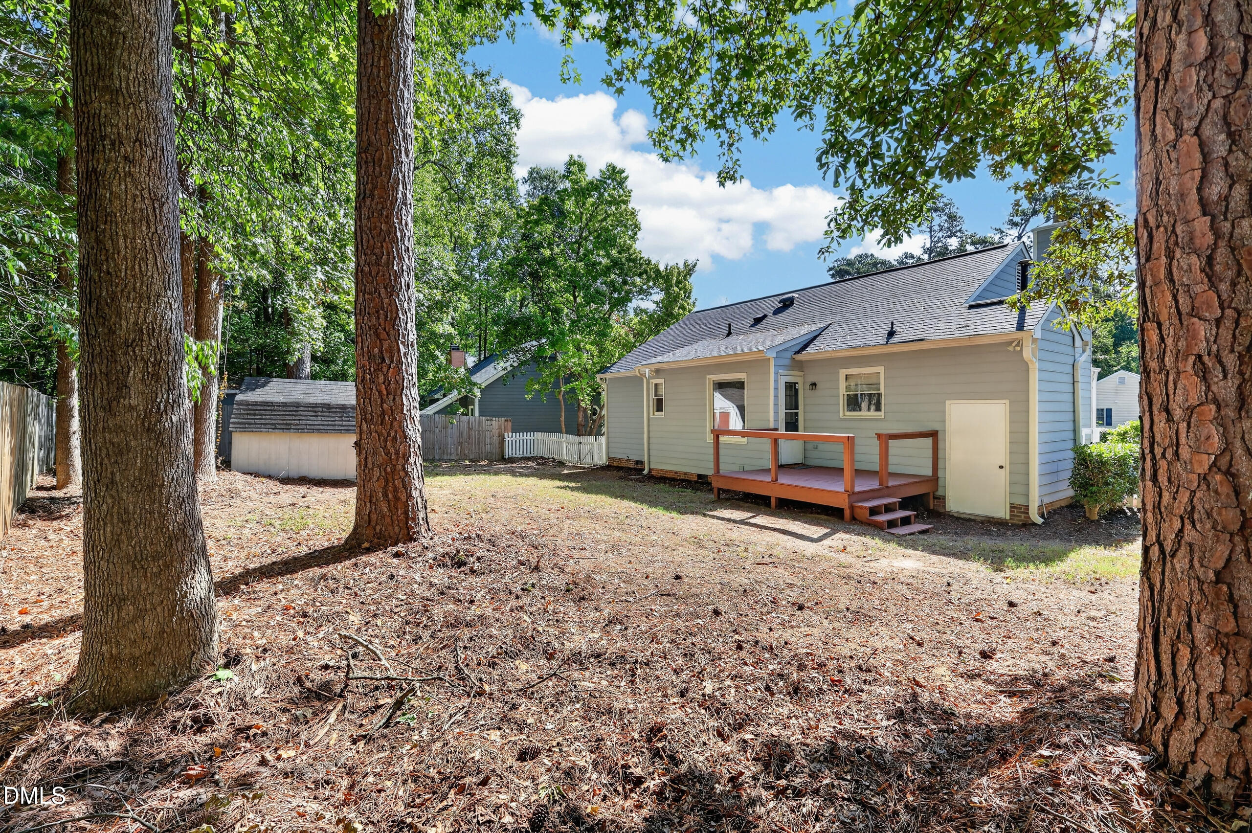 208 Crosspine Drive Property Photo 31