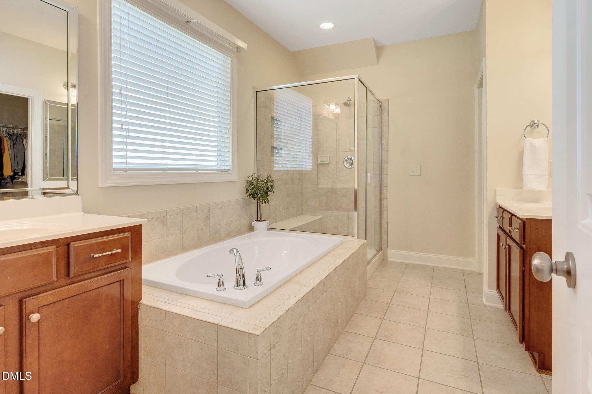 225 Aldenwood Place Property Photo 18