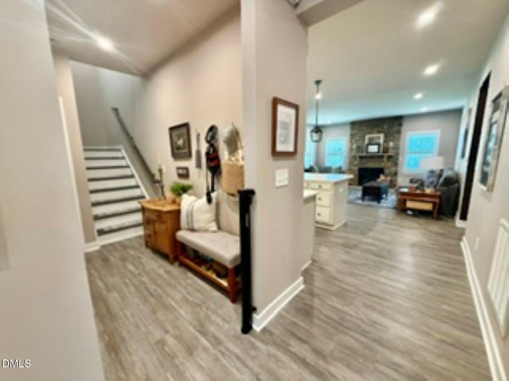 1524 Ripley Woods Street Property Photo 3