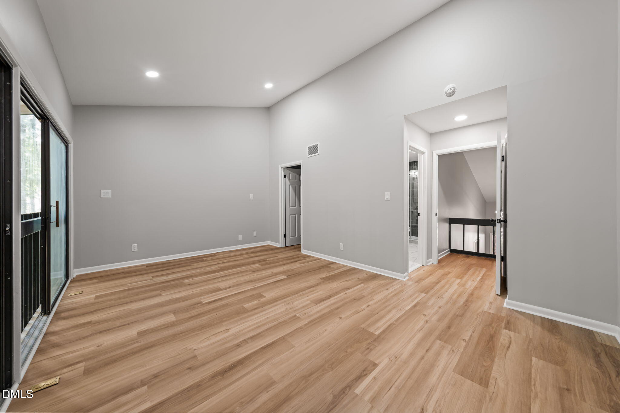 710 Constitution Drive 206 Property Photo 20