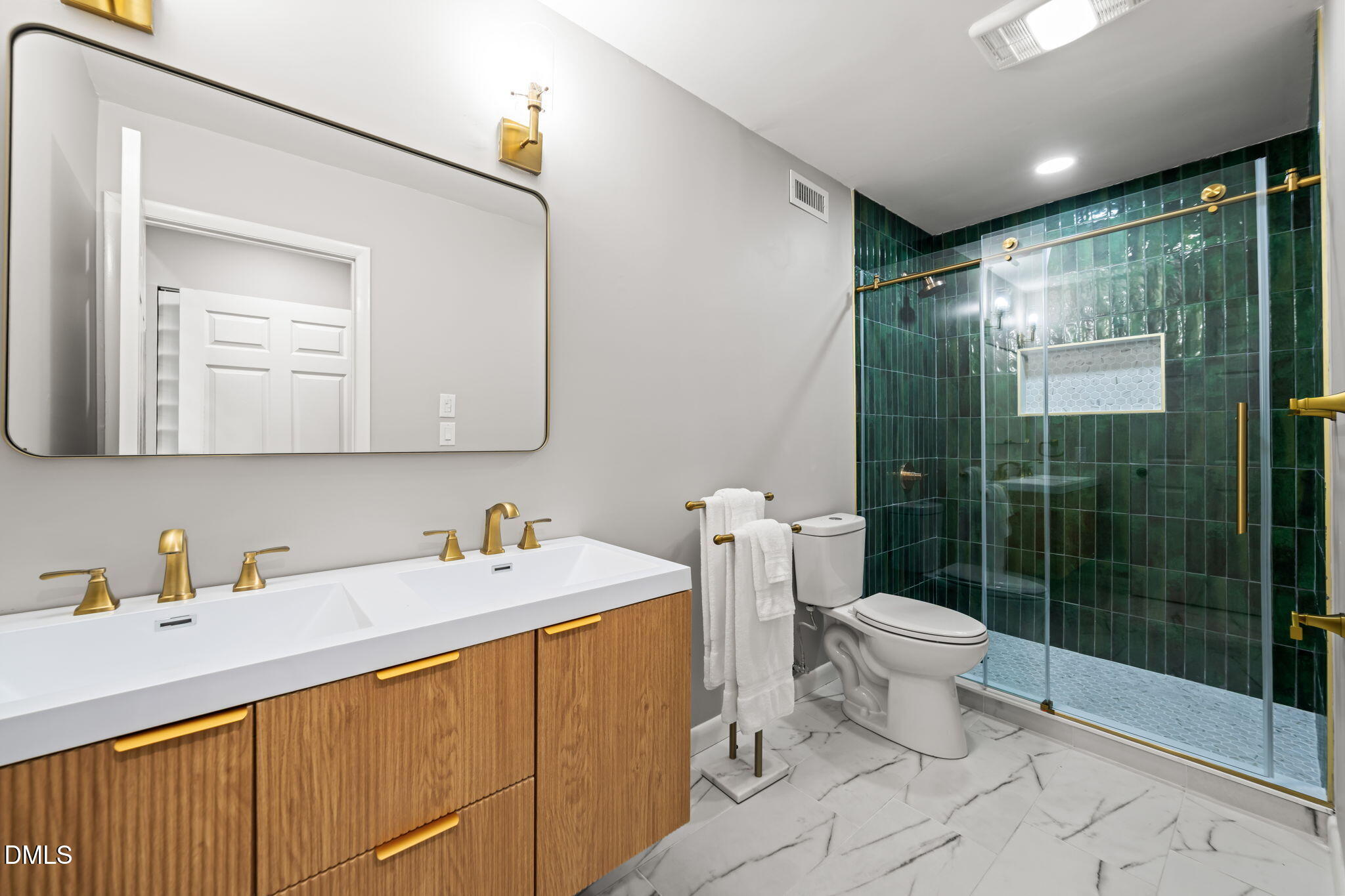 710 Constitution Drive 206 Property Photo 26