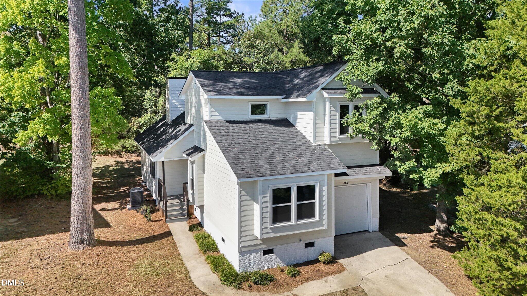 460 Dickens Drive Property Photo 8