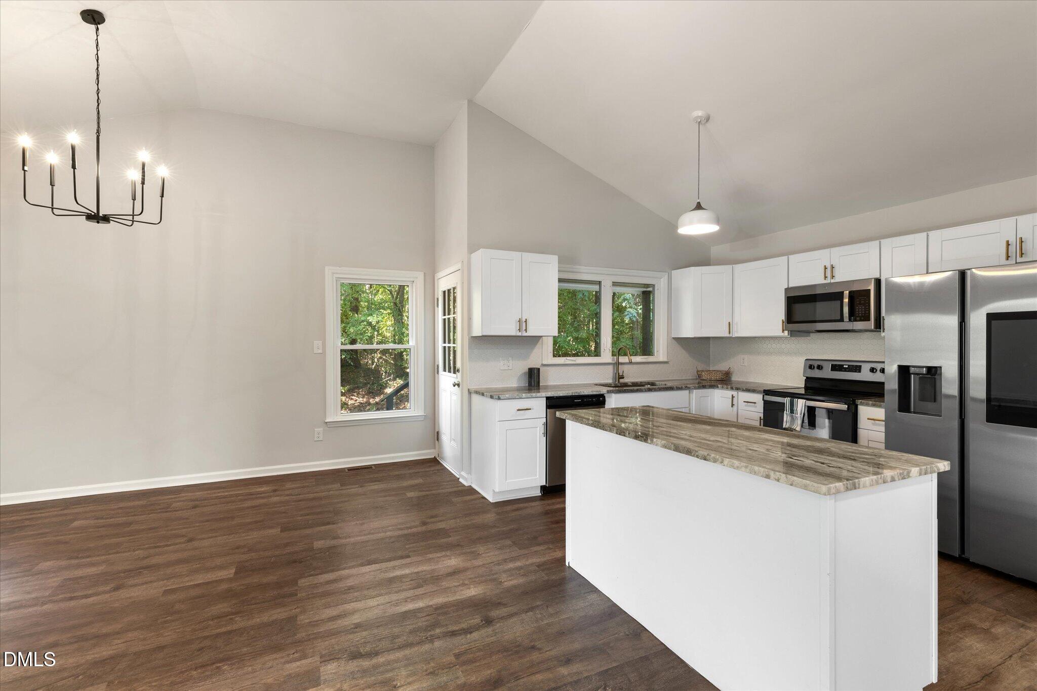 460 Dickens Drive Property Photo 12