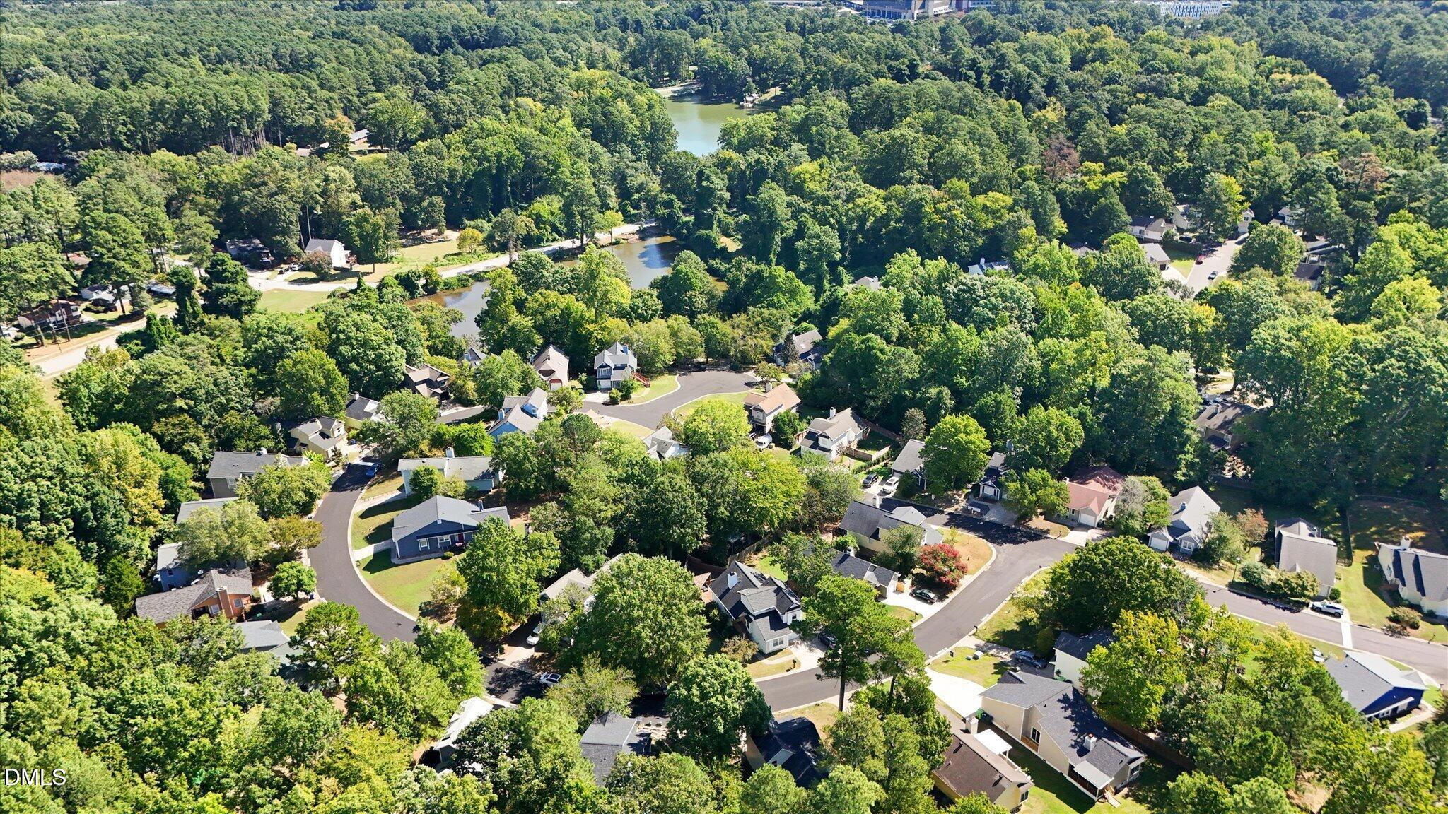460 Dickens Drive Property Photo 16