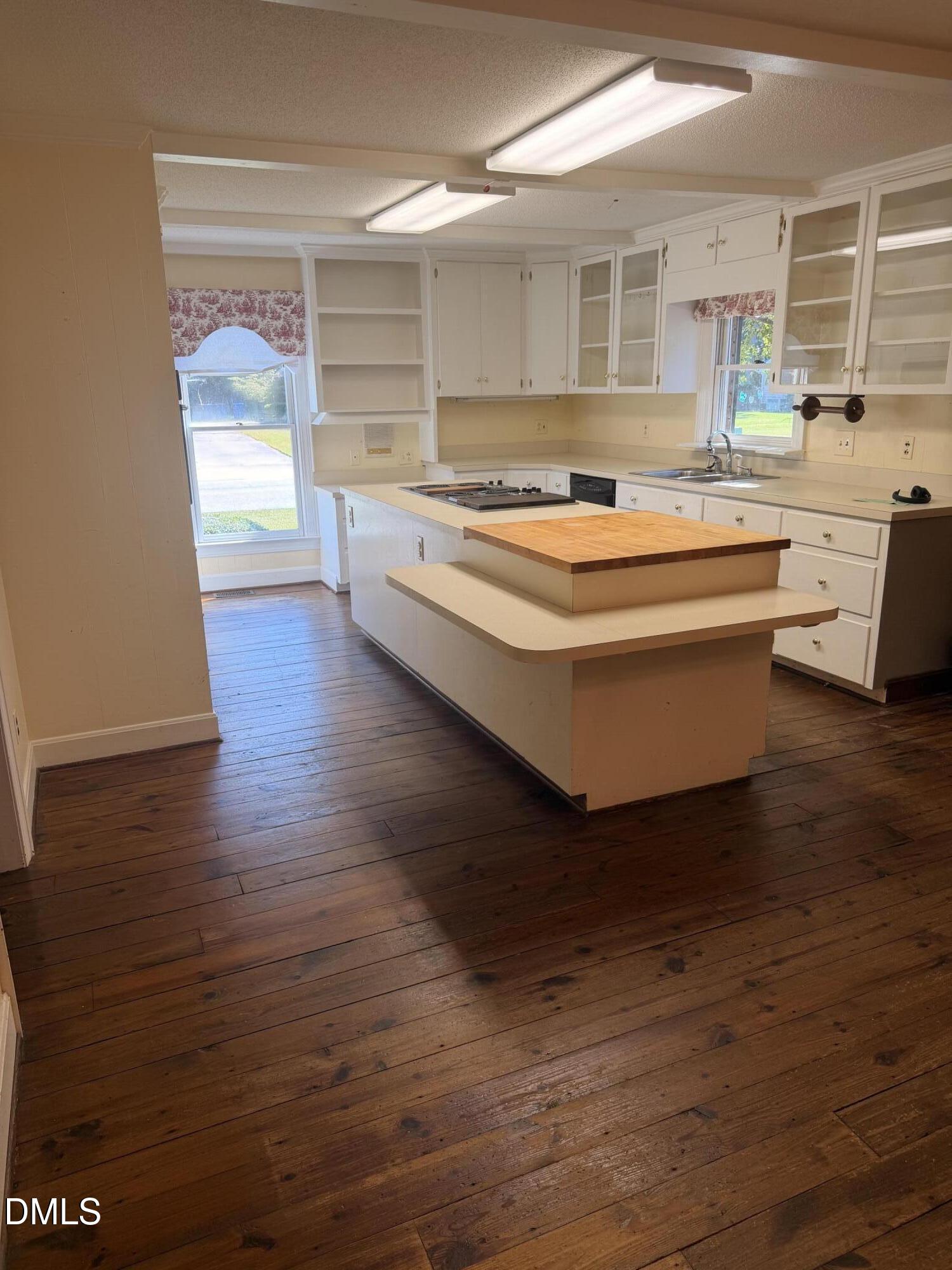 904 Merry Street Property Photo 19