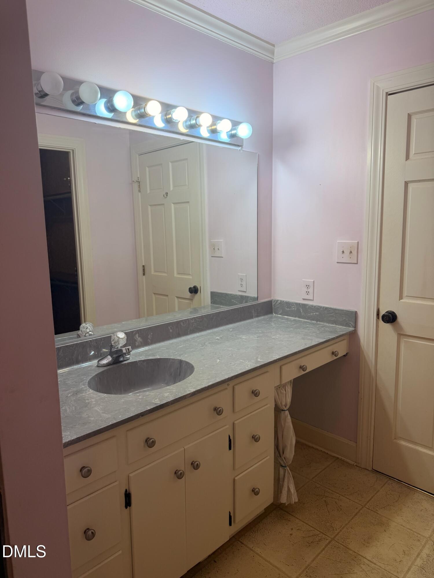 904 Merry Street Property Photo 40