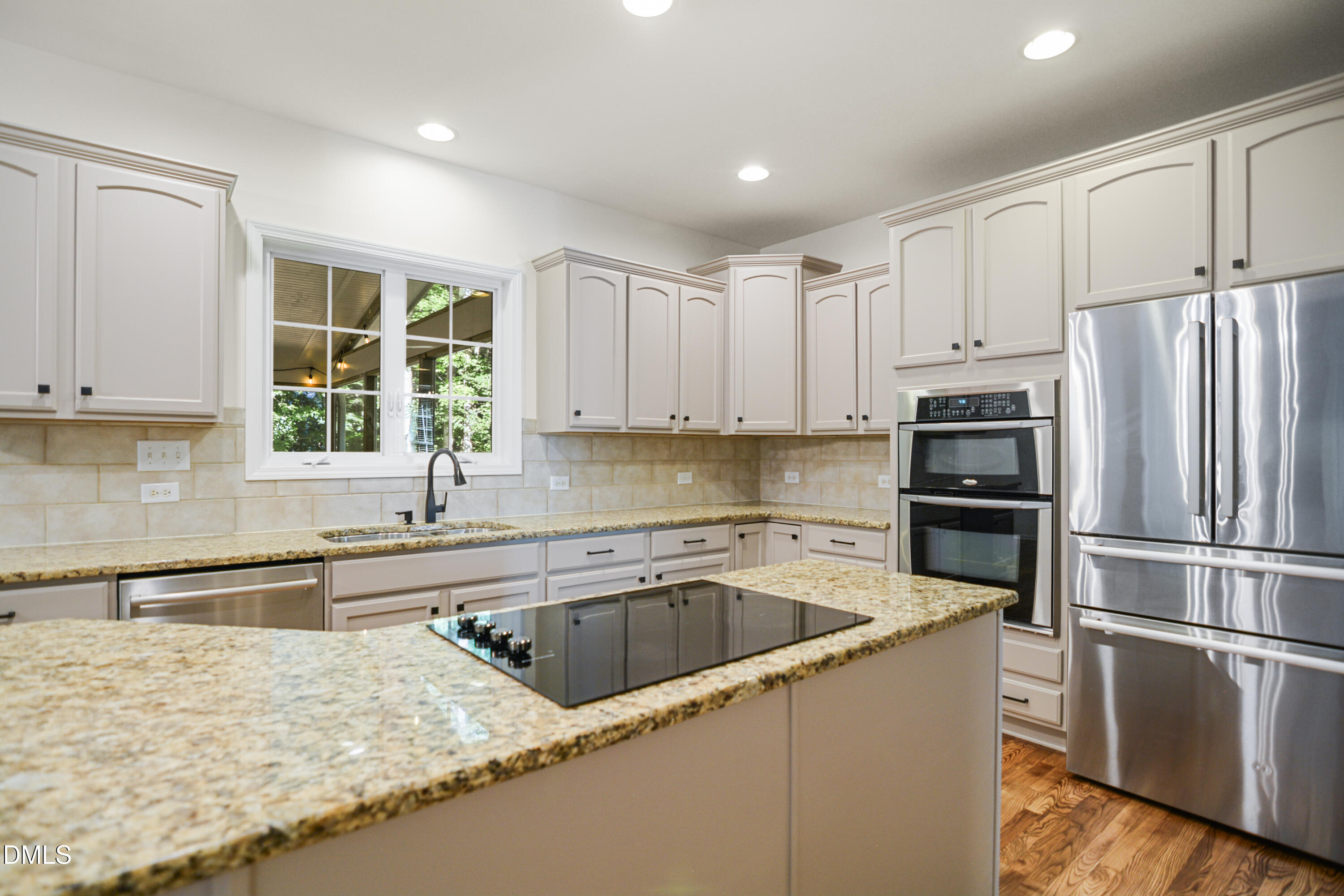 1414 Starmont Drive Property Photo 13