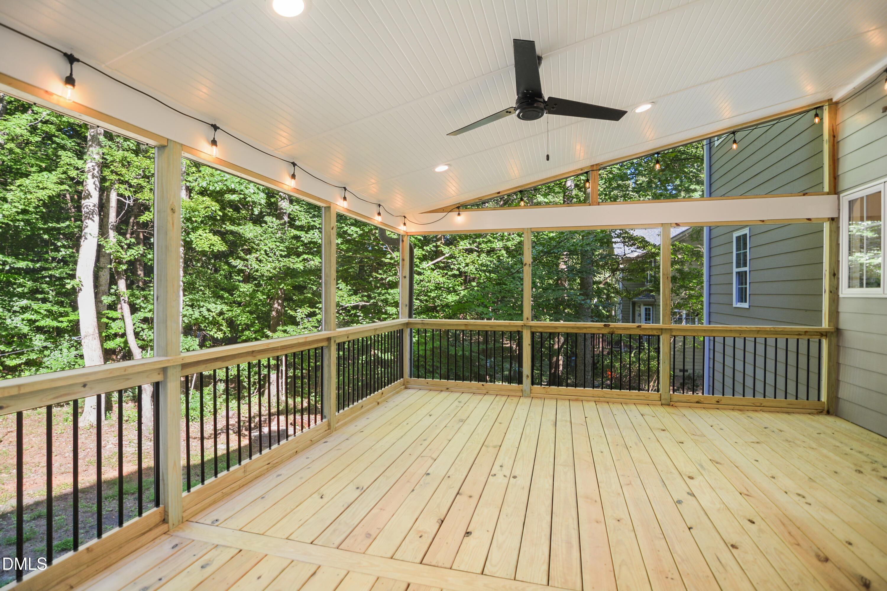 1414 Starmont Drive Property Photo 32