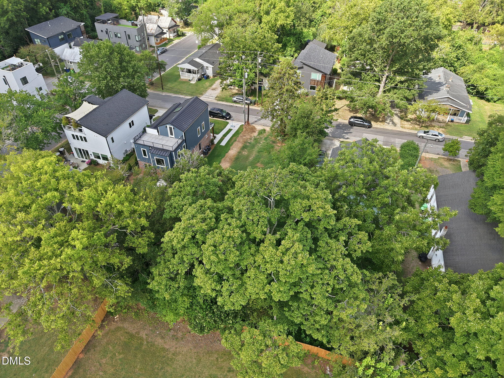 1121 S Bloodworth Street Property Photo 3