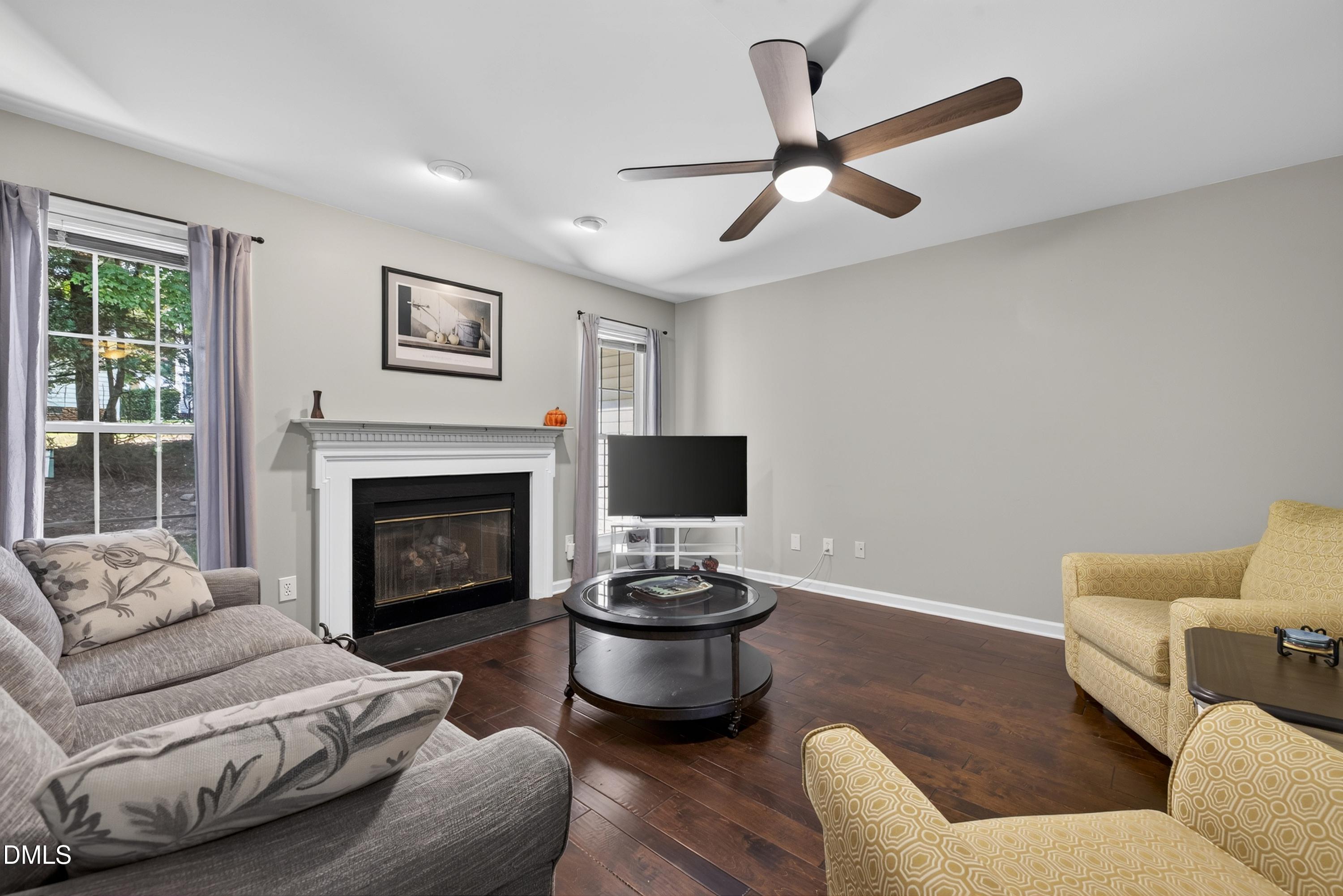 2312 Maplegreen Lane Property Photo 8