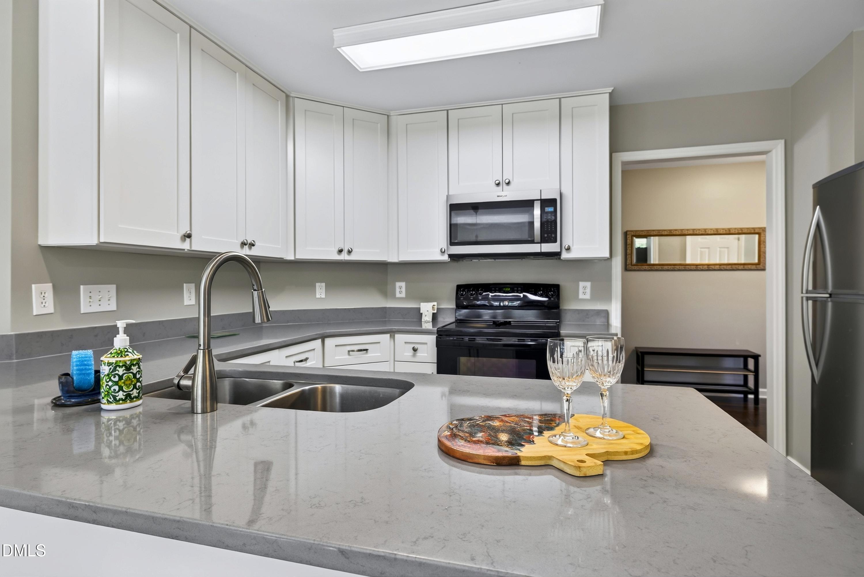 2312 Maplegreen Lane Property Photo 19