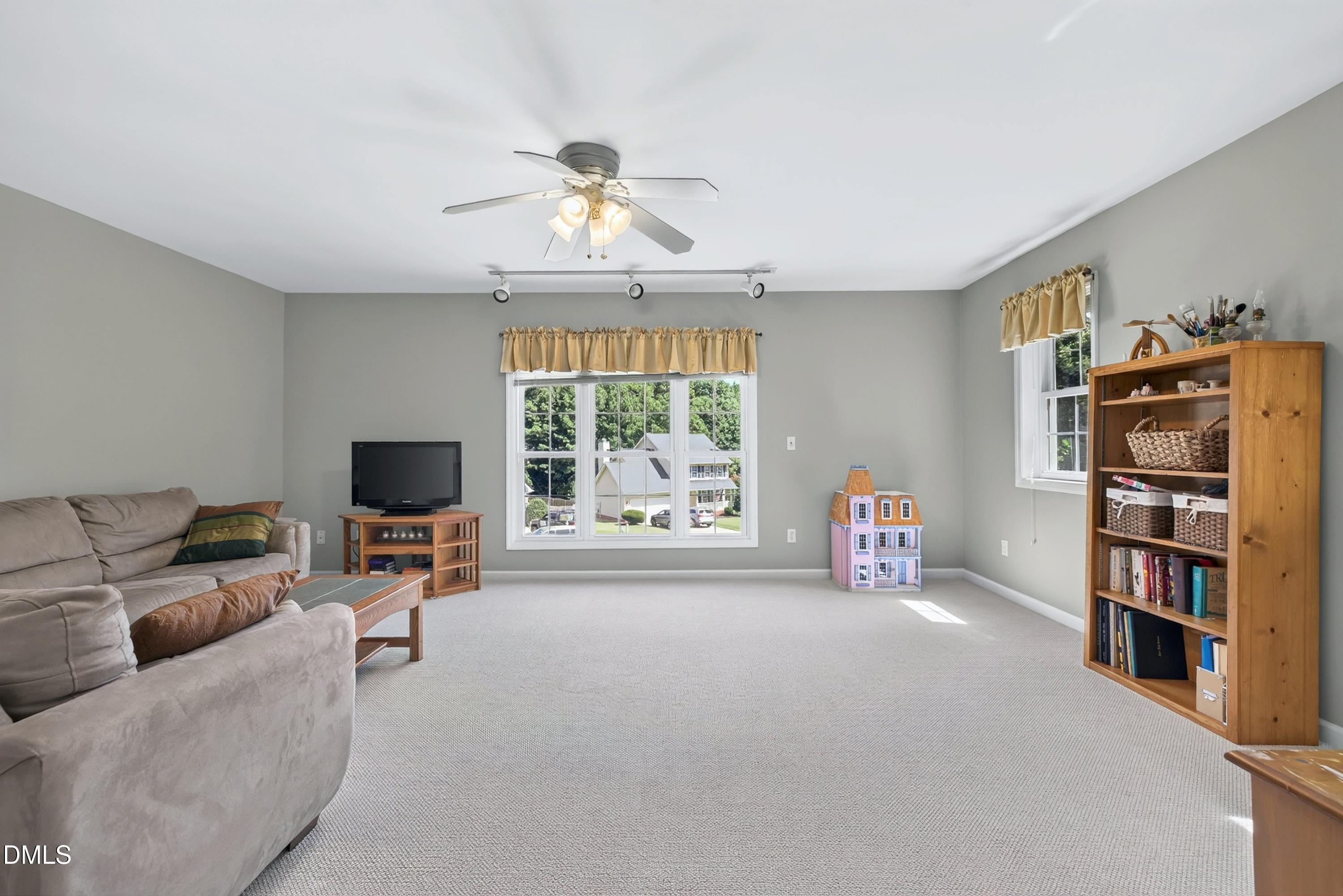 2312 Maplegreen Lane Property Photo 27