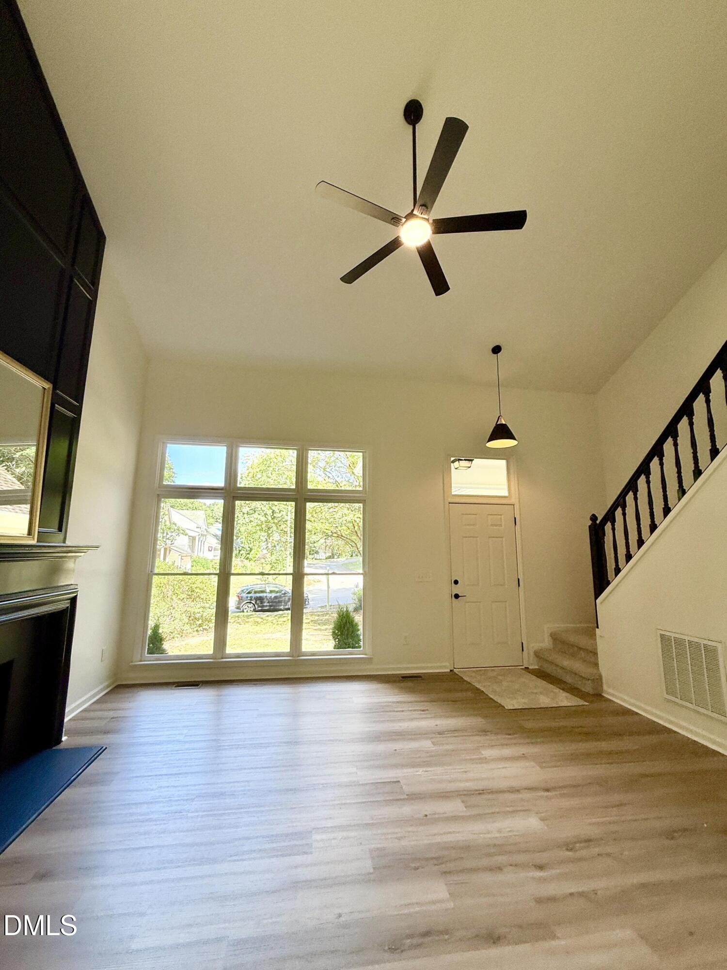 713 Beddingfield Drive Property Photo 3