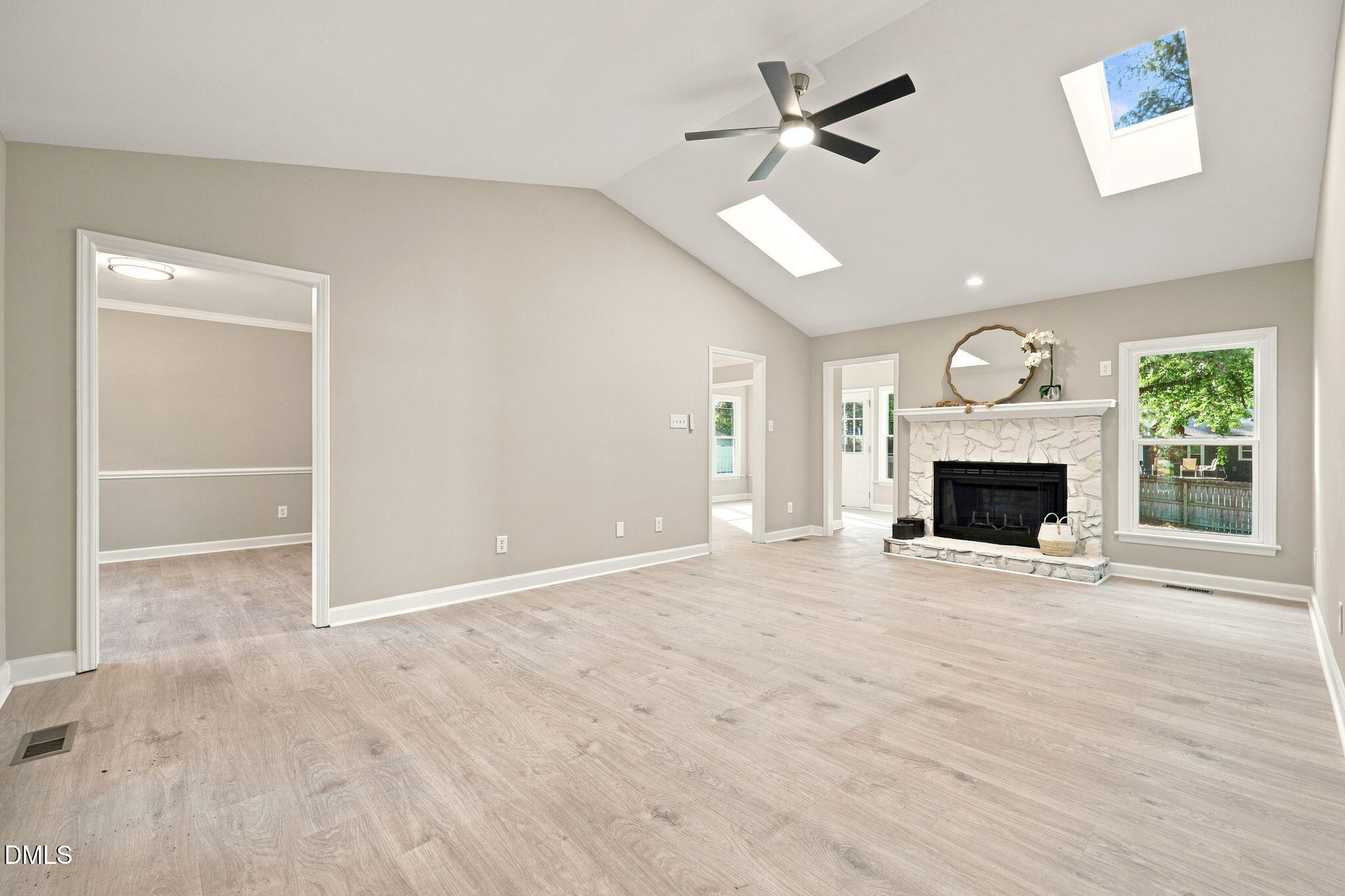 2816 Barwell Road Property Photo 11