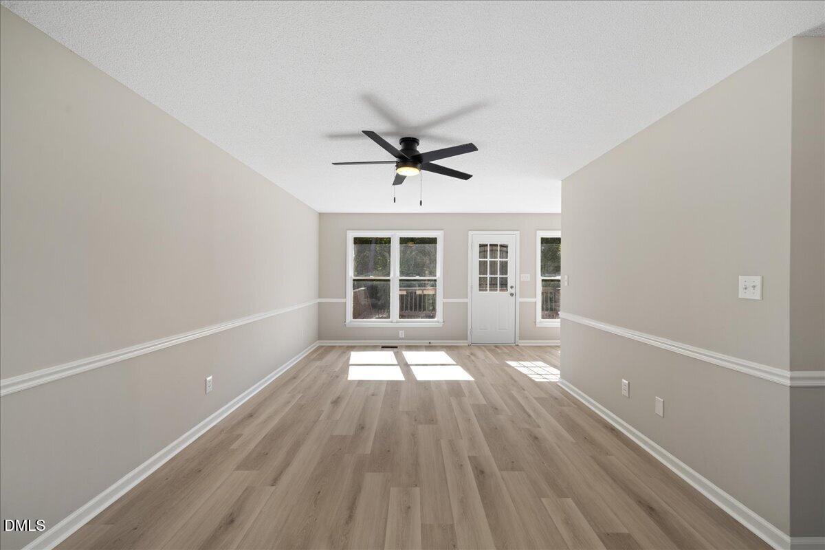 3613 Castlegate Drive Property Photo 9