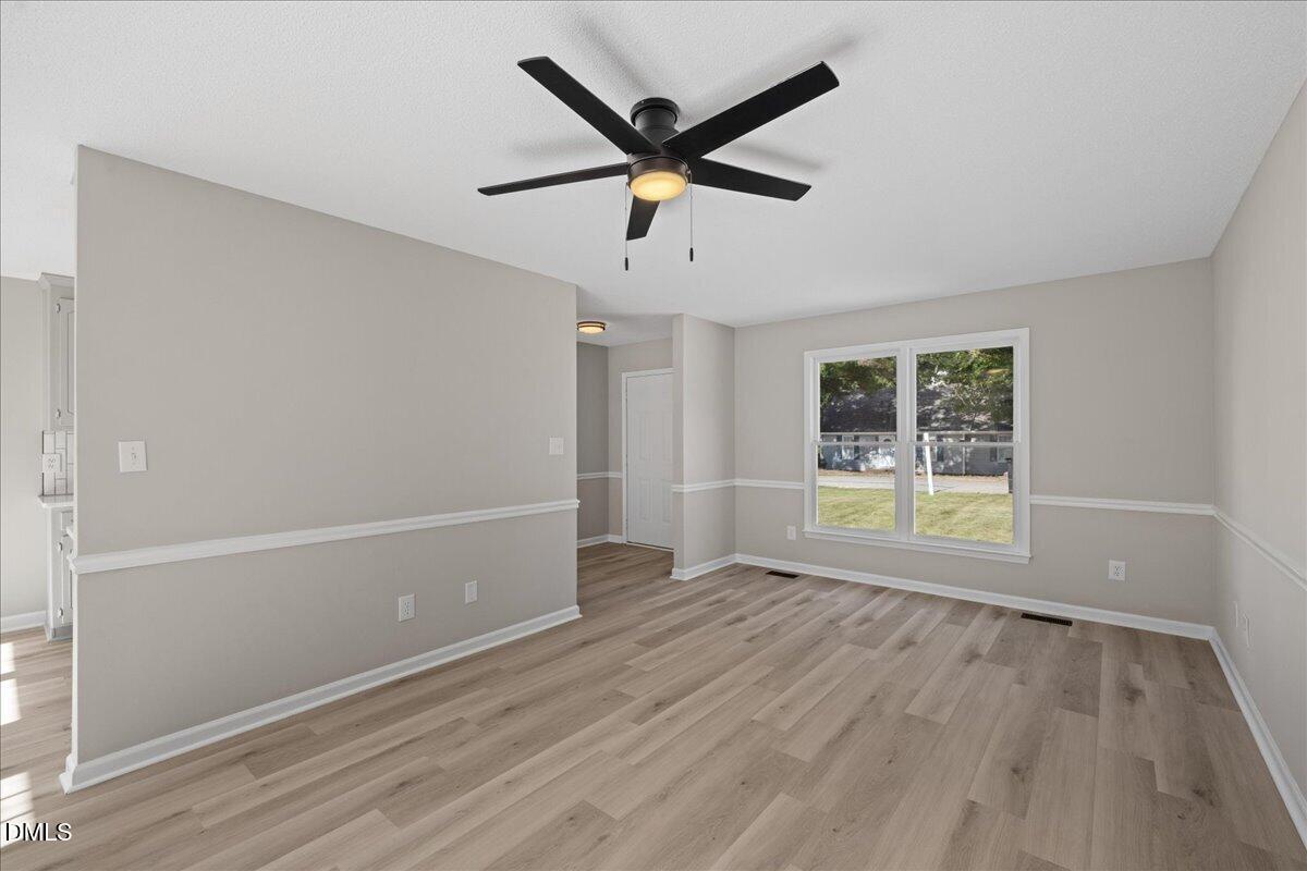 3613 Castlegate Drive Property Photo 10