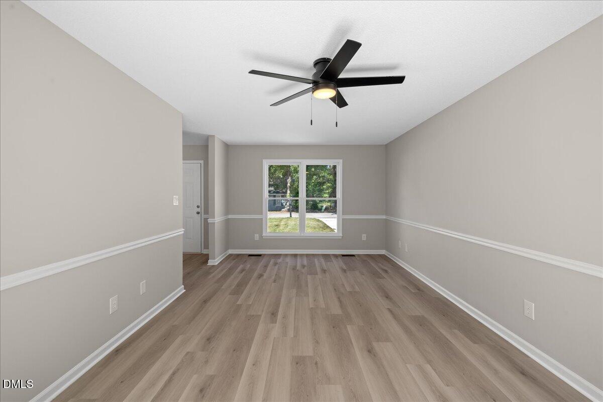 3613 Castlegate Drive Property Photo 11