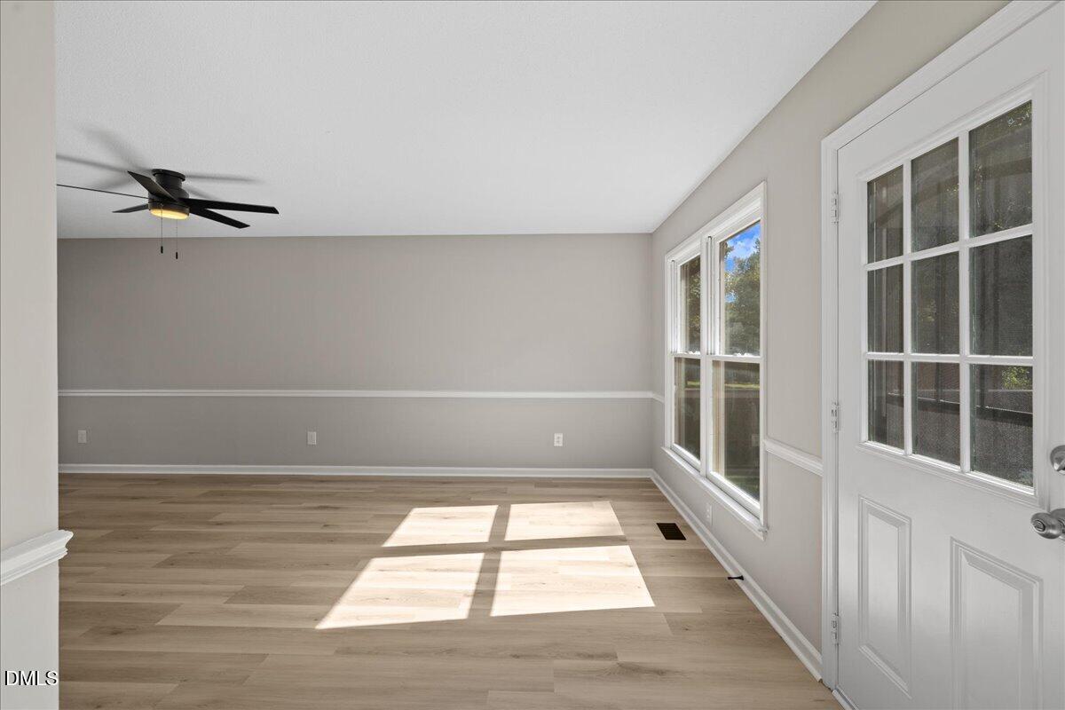 3613 Castlegate Drive Property Photo 13