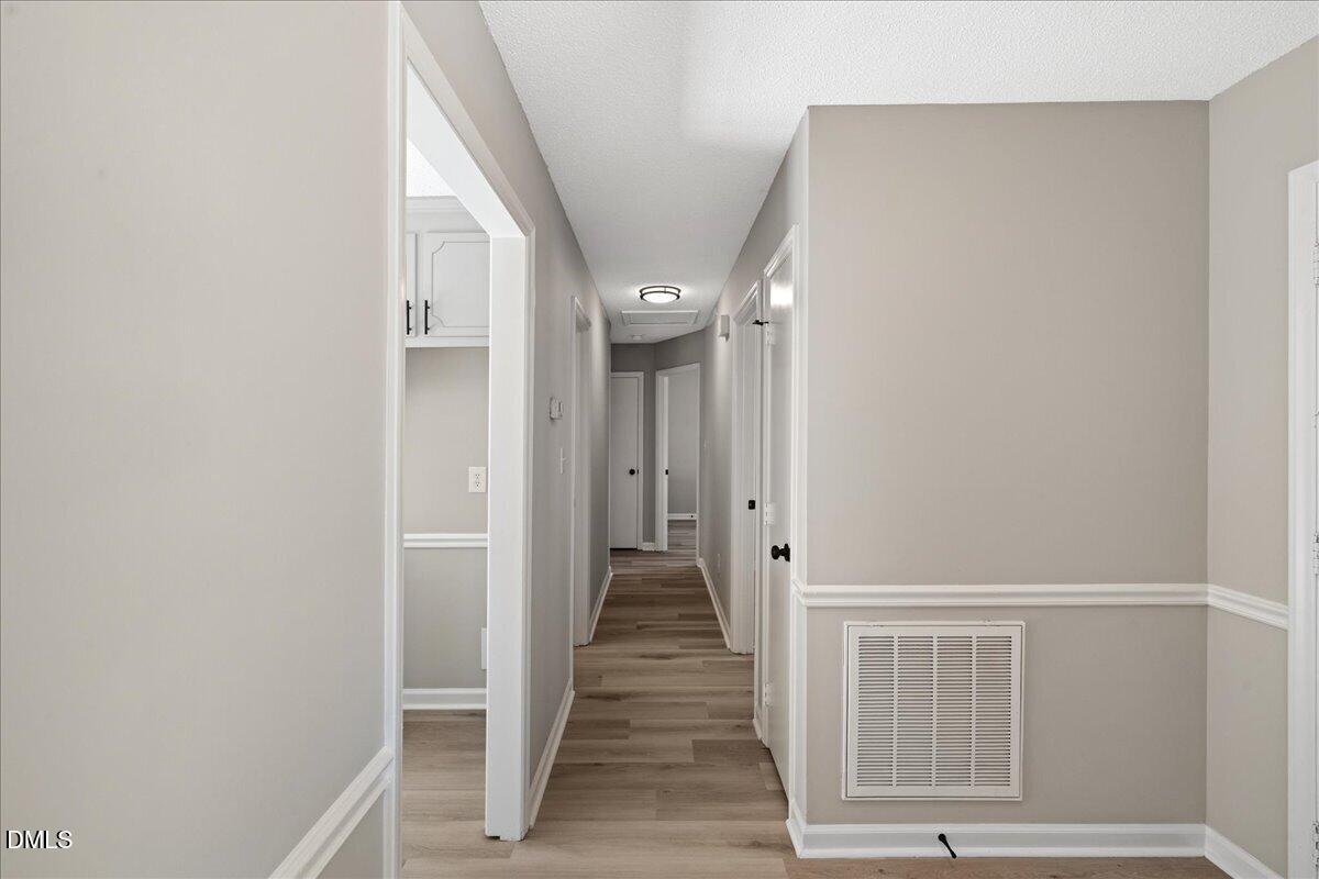 3613 Castlegate Drive Property Photo 18