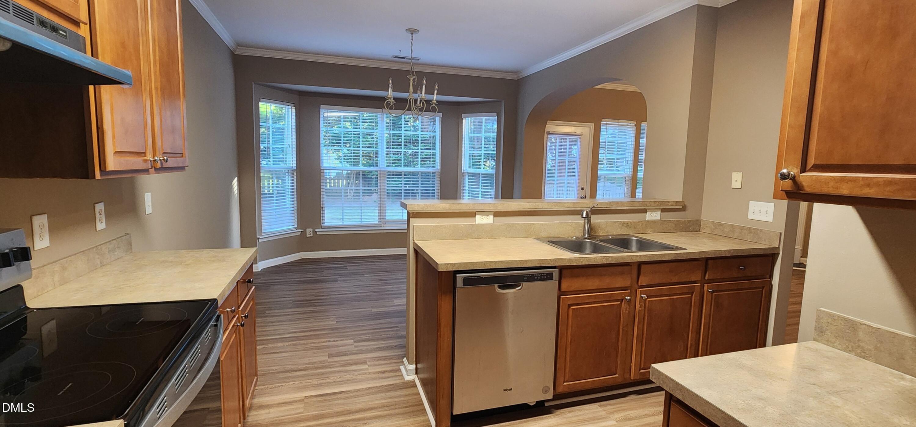 8427 Tie Stone Way Property Photo 7