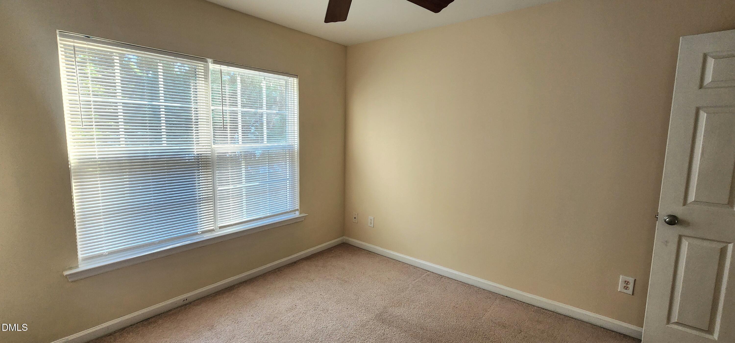 8427 Tie Stone Way Property Photo 17