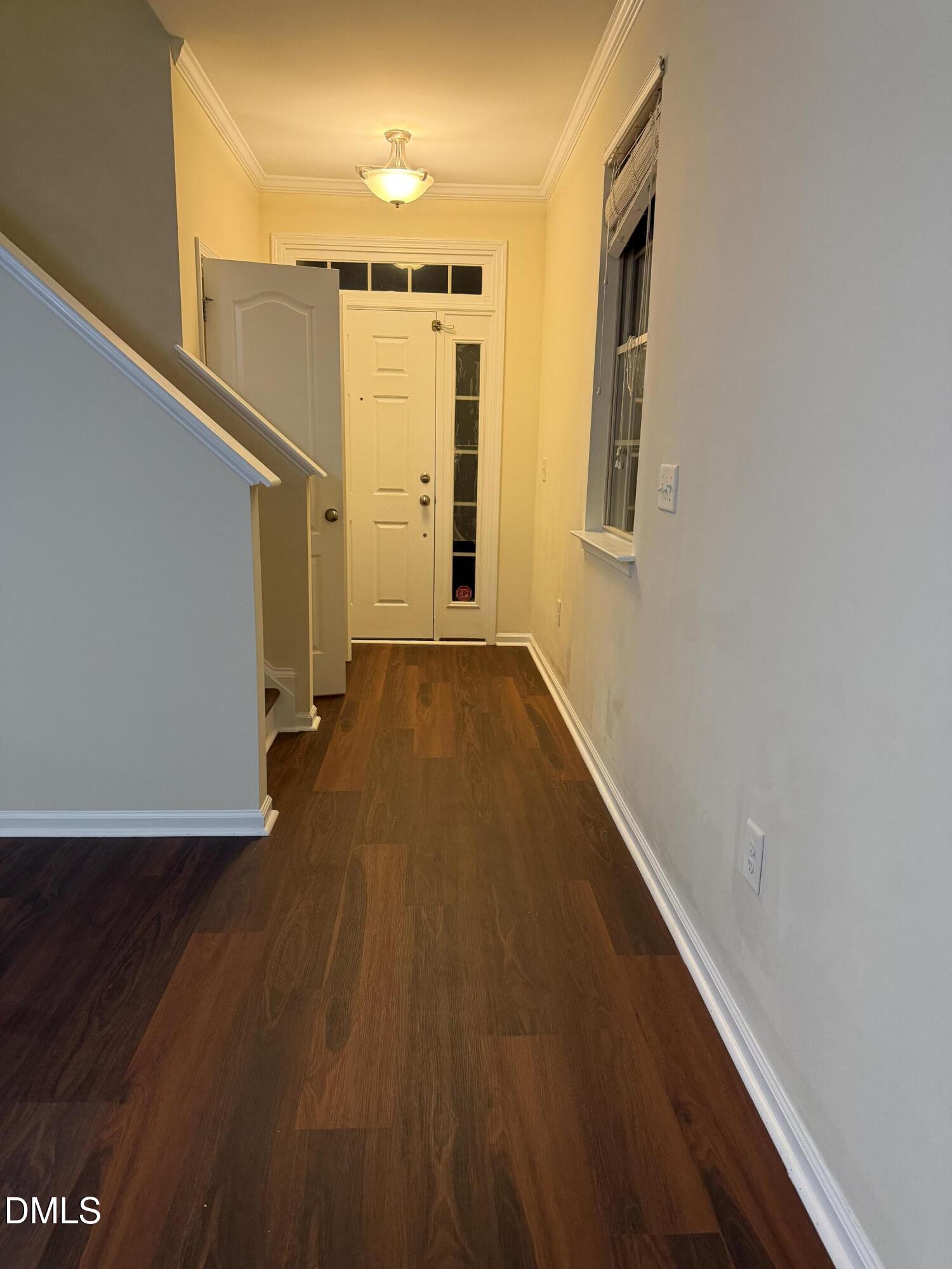 402 Windy Peak Loop Property Photo 6