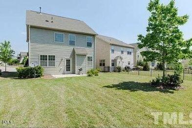 402 Windy Peak Loop Property Photo 24