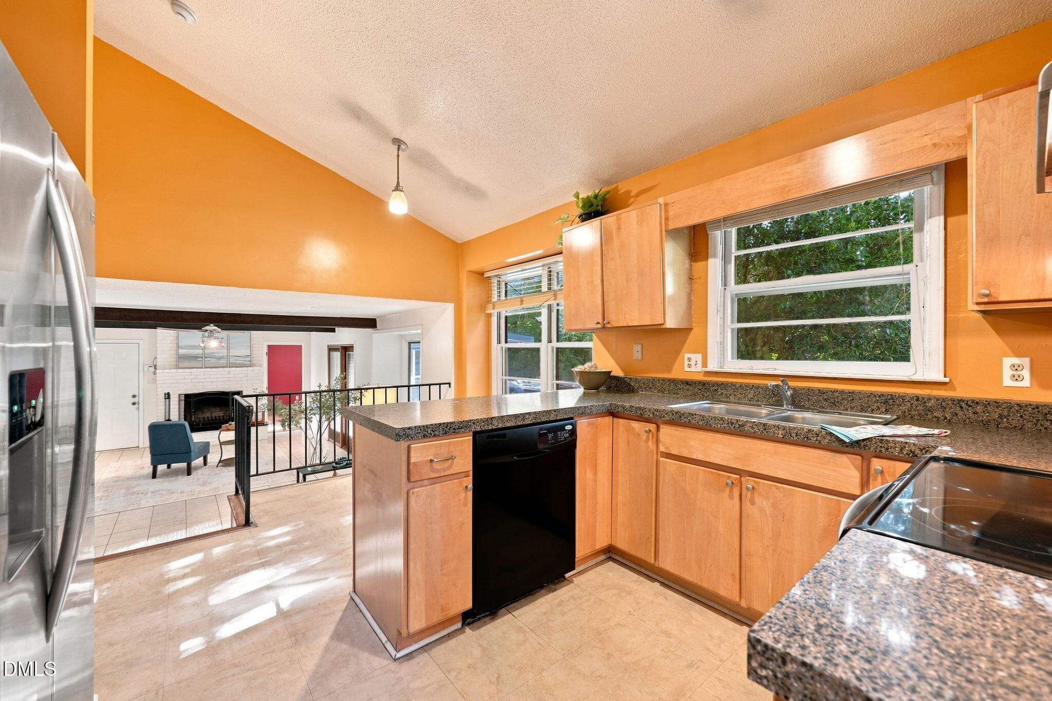 4904 Brookhurst Place Property Photo 16