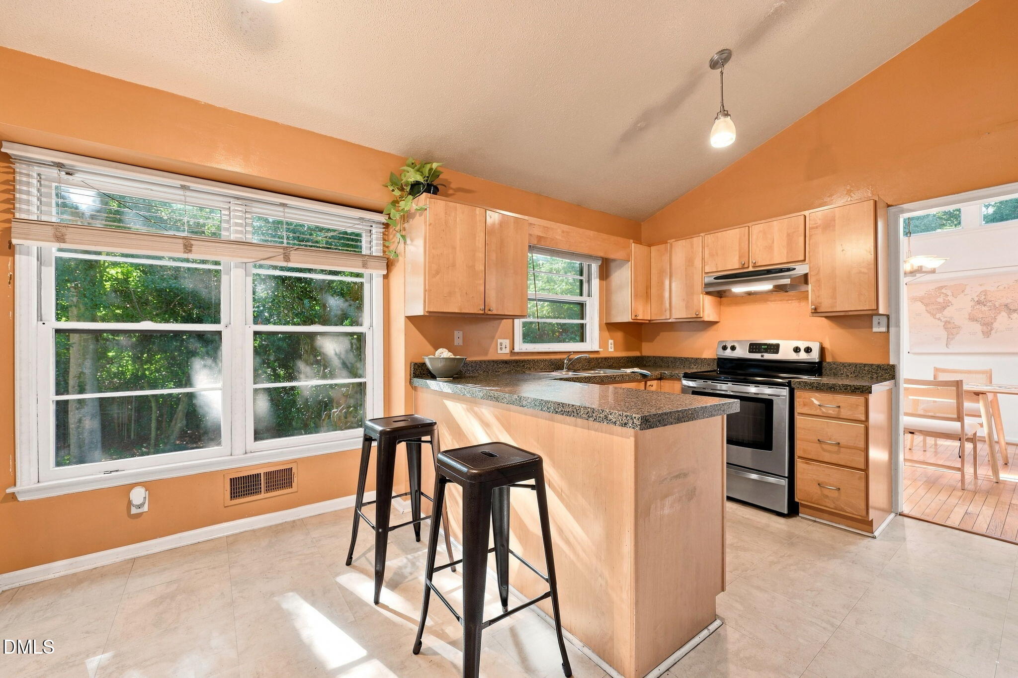 4904 Brookhurst Place Property Photo 19