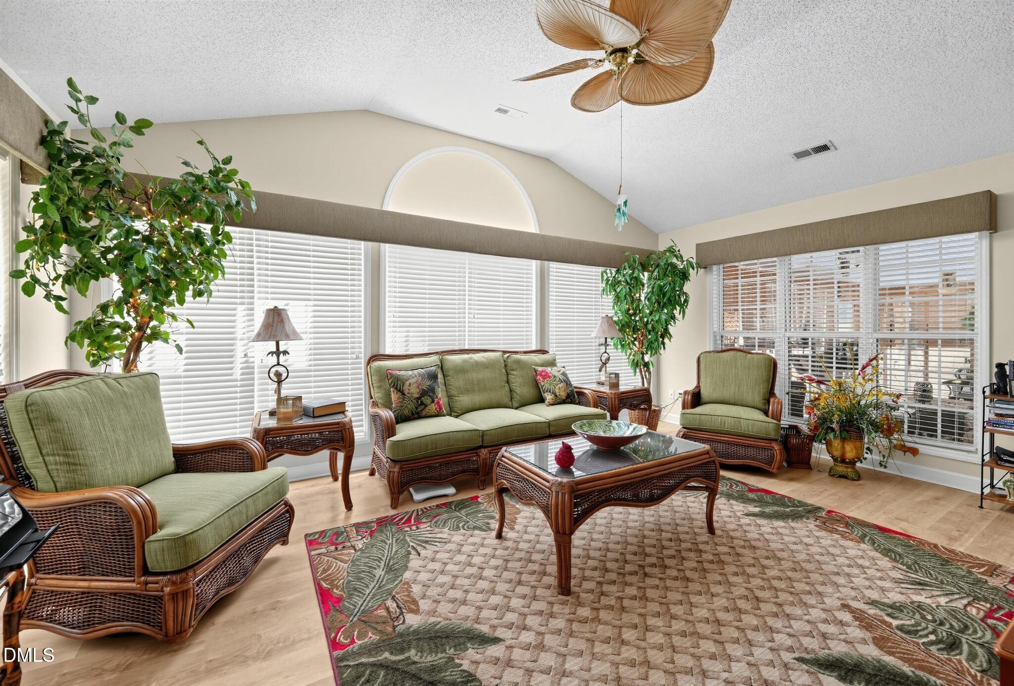 1325 Kendallwood Drive Property Photo 30