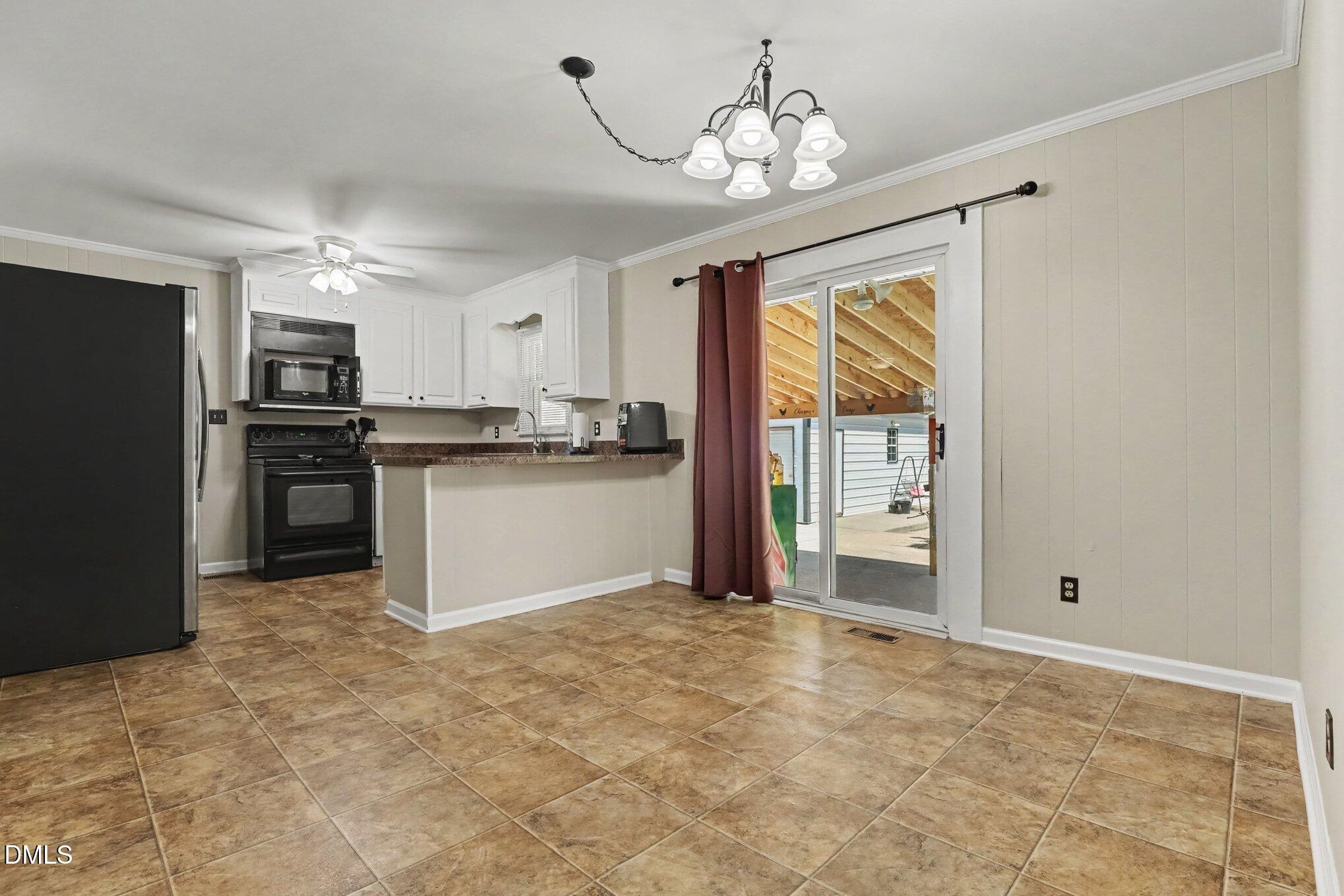 200 Paceville Road Property Photo 7