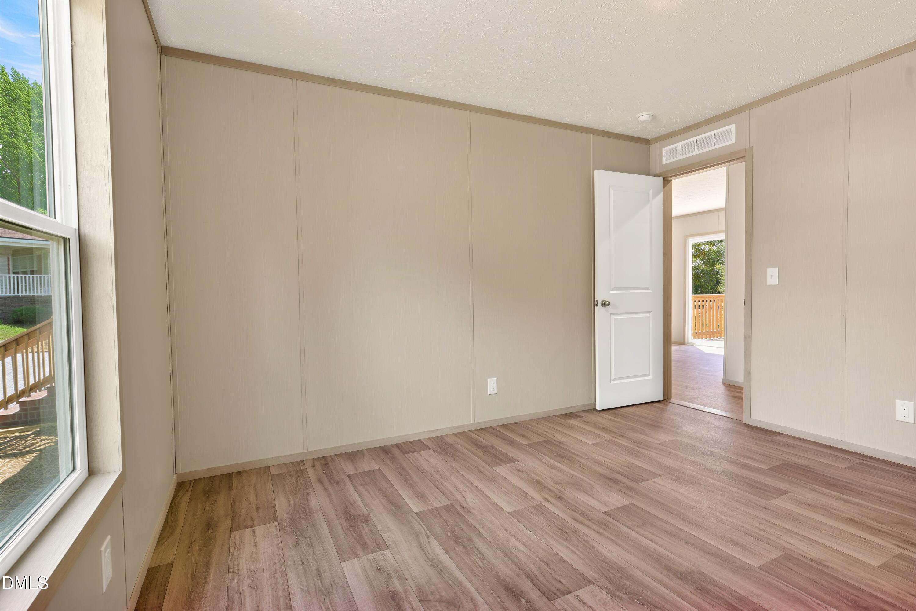 79 Maple Street Property Photo 18