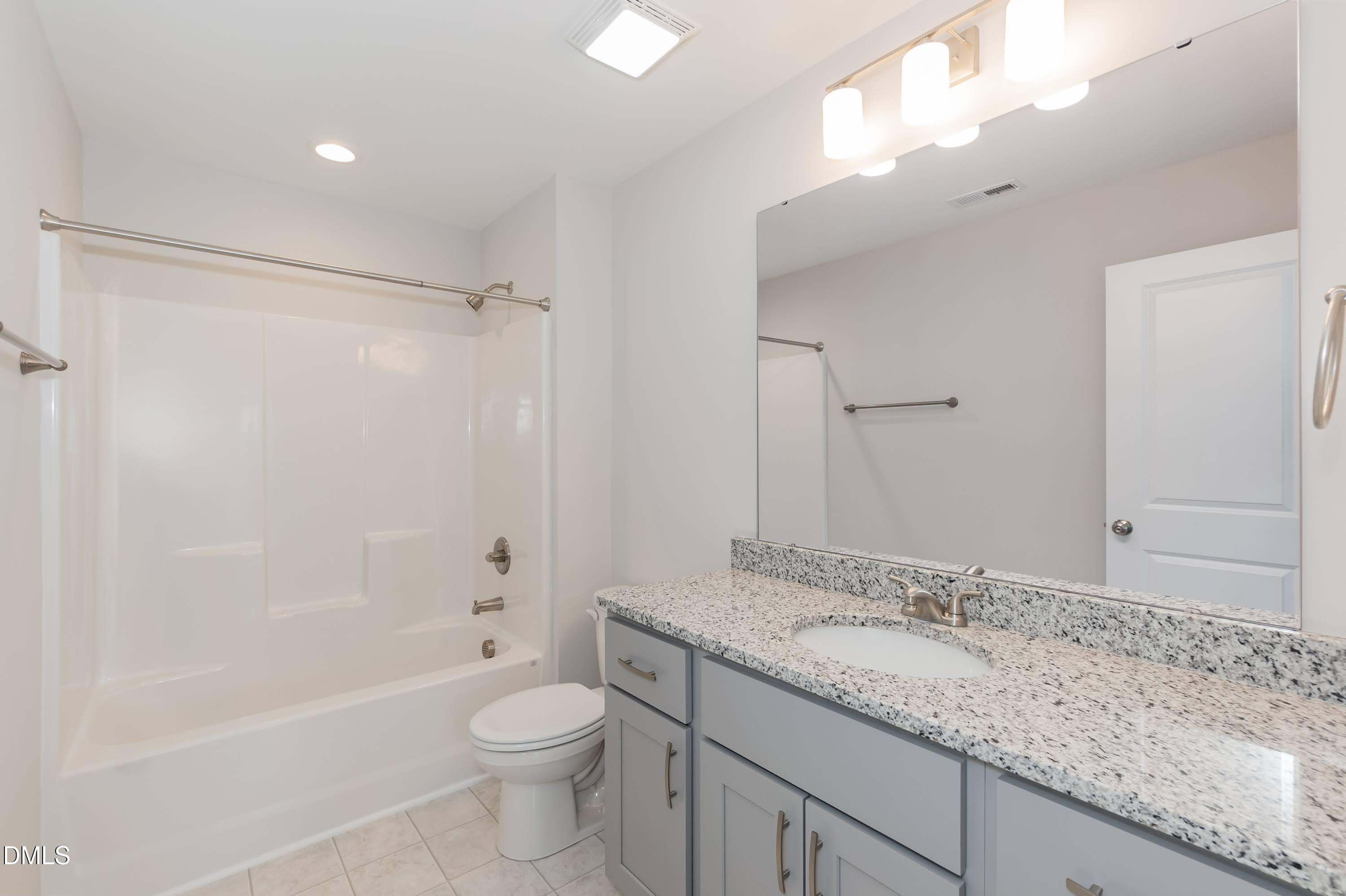 807 E Harnett Street Property Photo 8