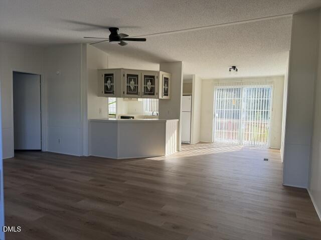 112 Julio Lane Property Photo 6