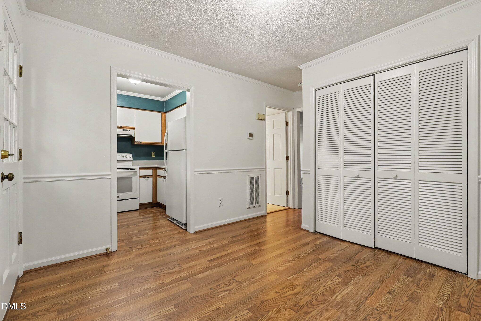 5617 Hamstead Crossing Property Photo 7