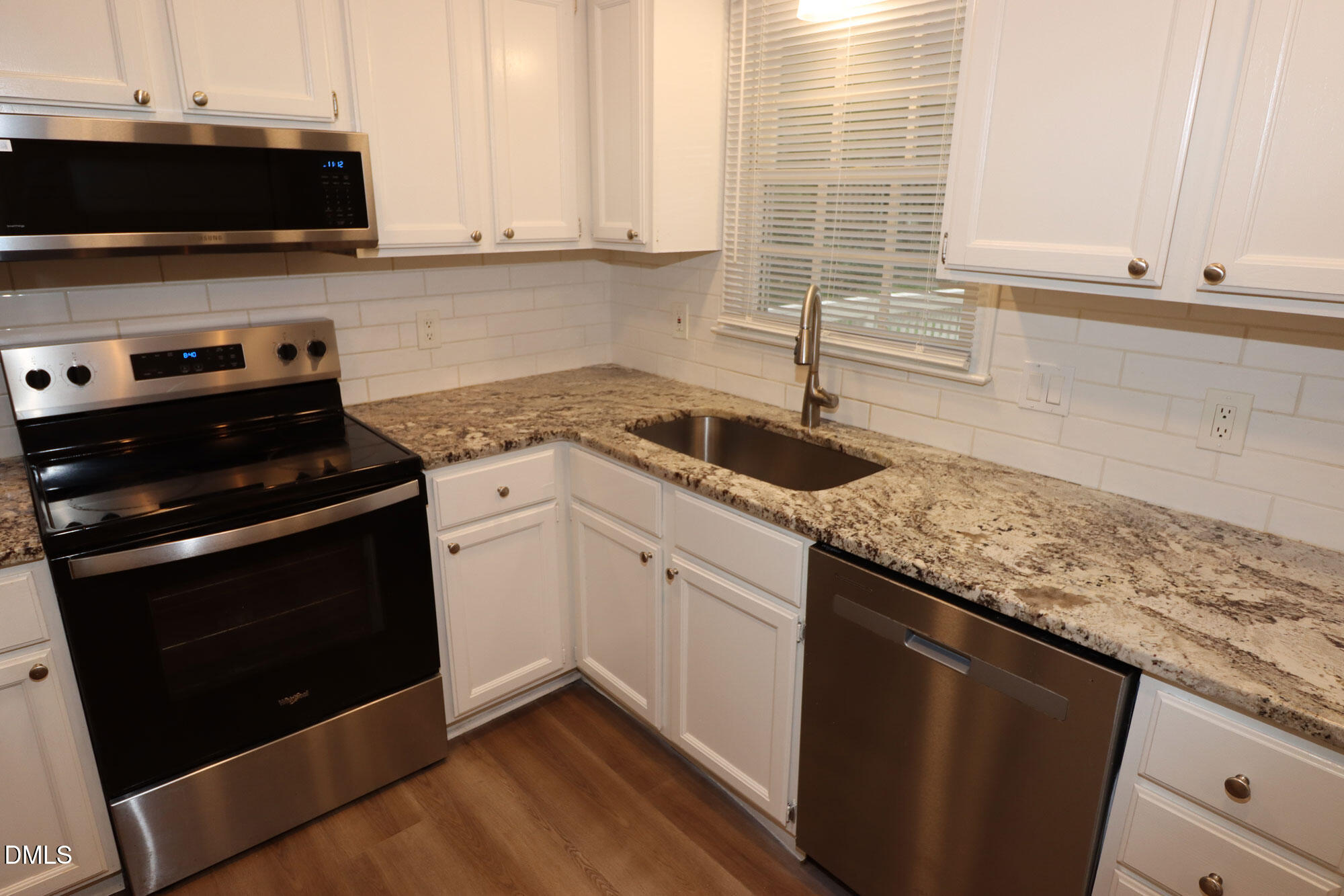 6209 River Landings Drive Property Photo 4