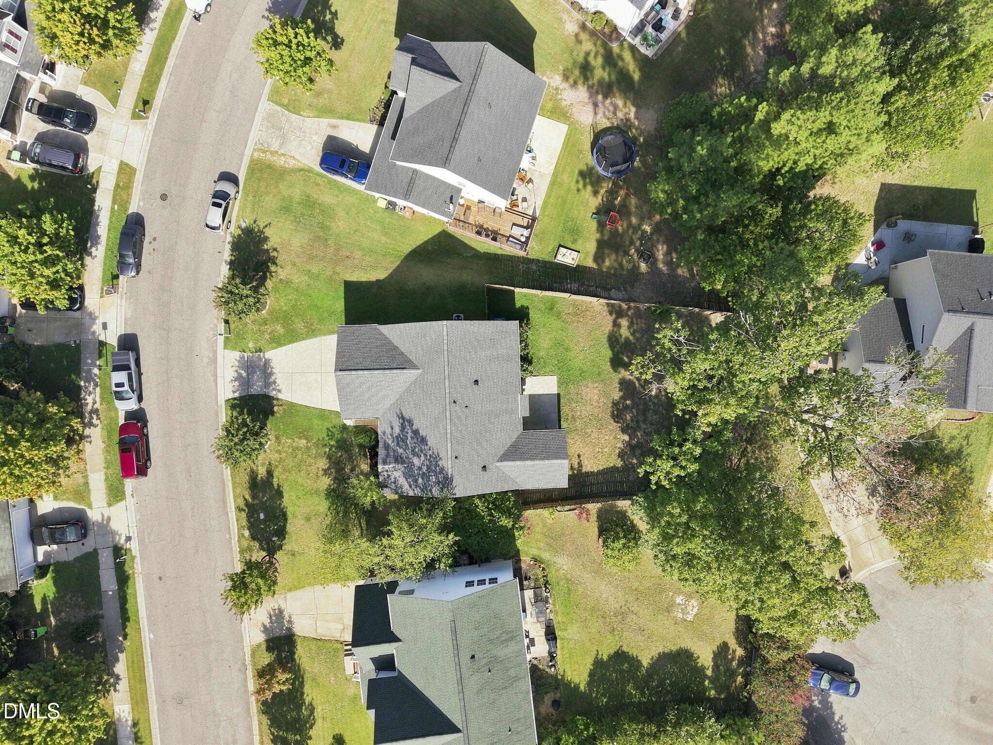 412 Holly Thorn Trace Property Photo 4