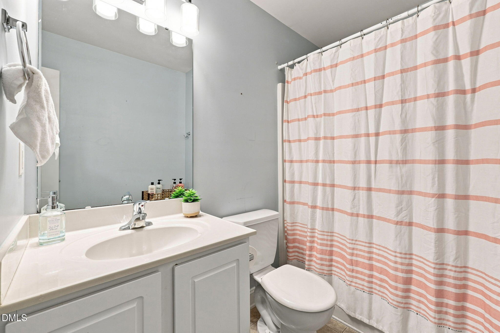 412 Holly Thorn Trace Property Photo 34