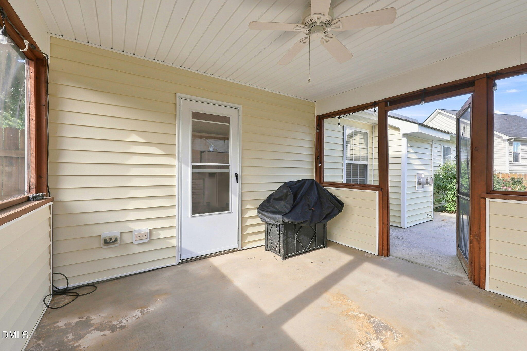 412 Holly Thorn Trace Property Photo 36