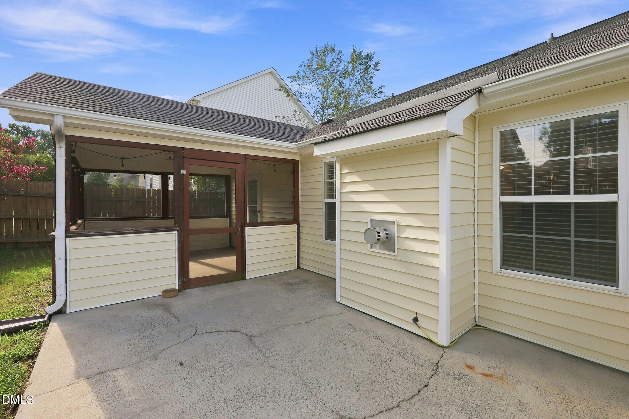 412 Holly Thorn Trace Property Photo 39