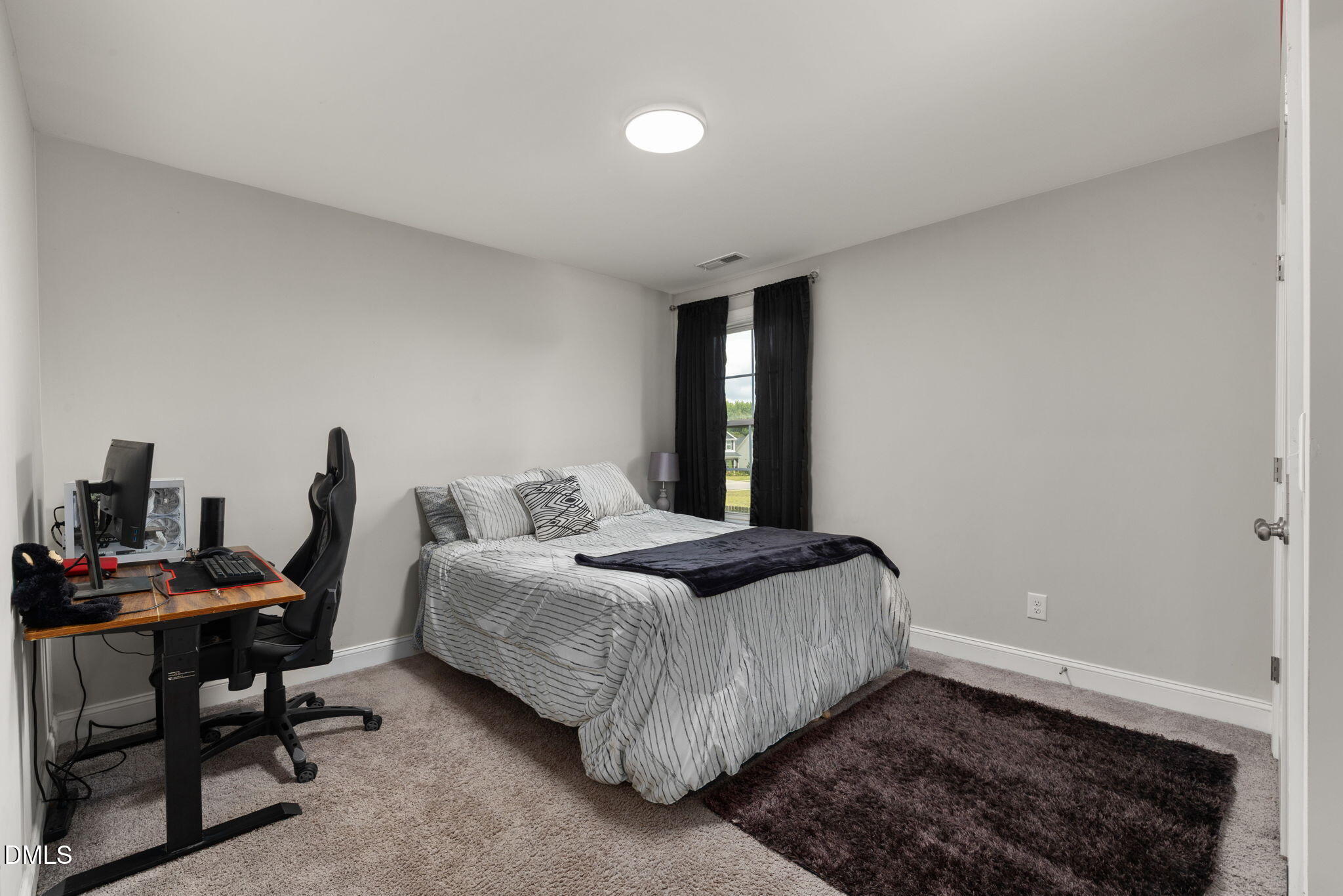 469 National Drive Property Photo 10