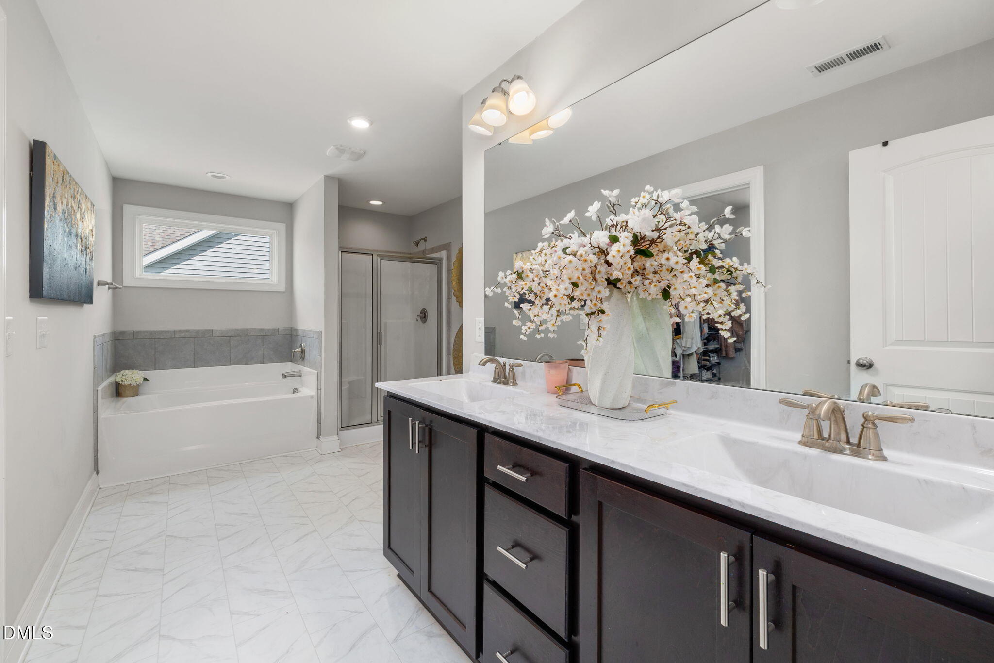 469 National Drive Property Photo 17