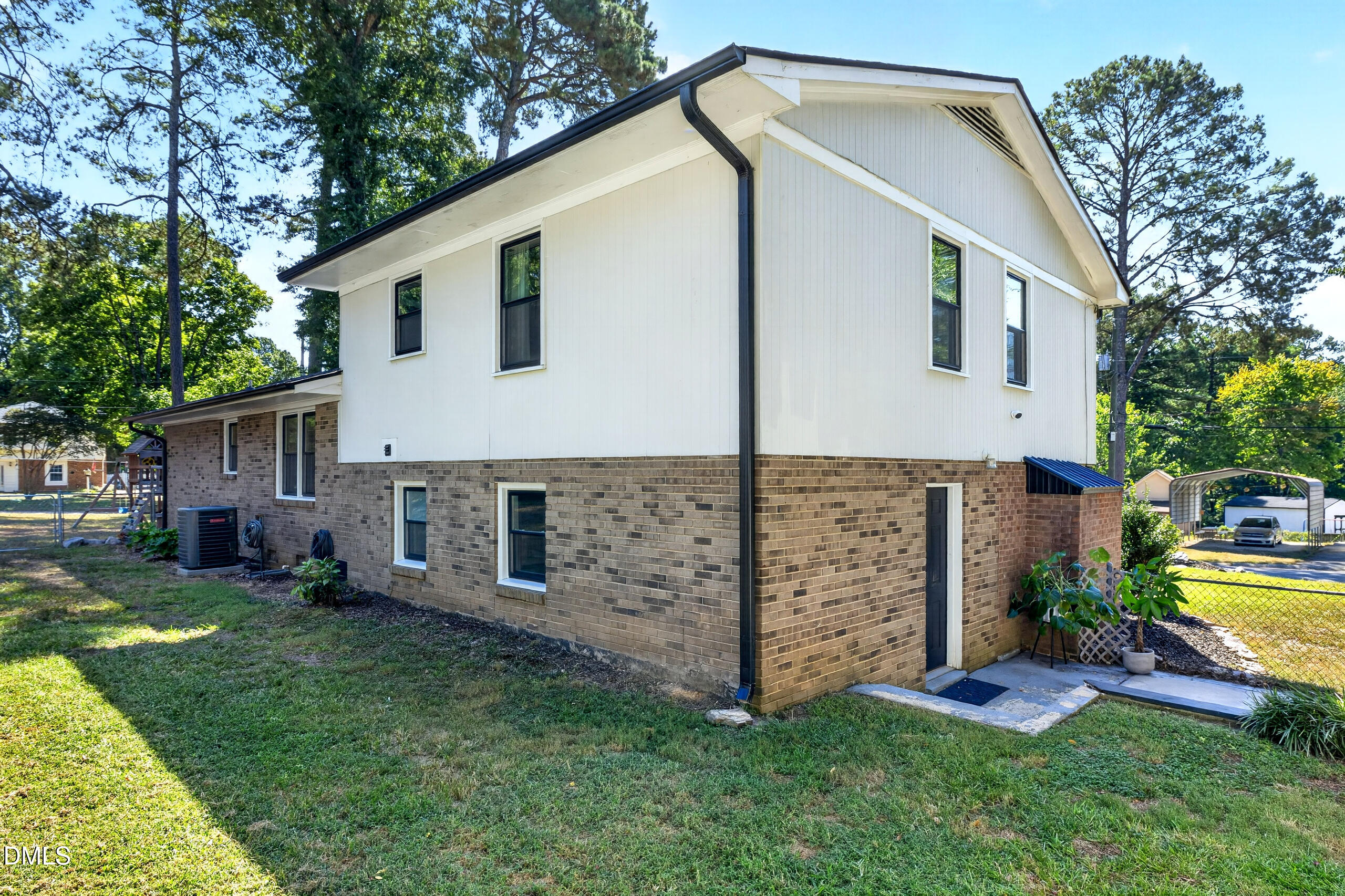 1403 Maple Avenue Property Photo 48