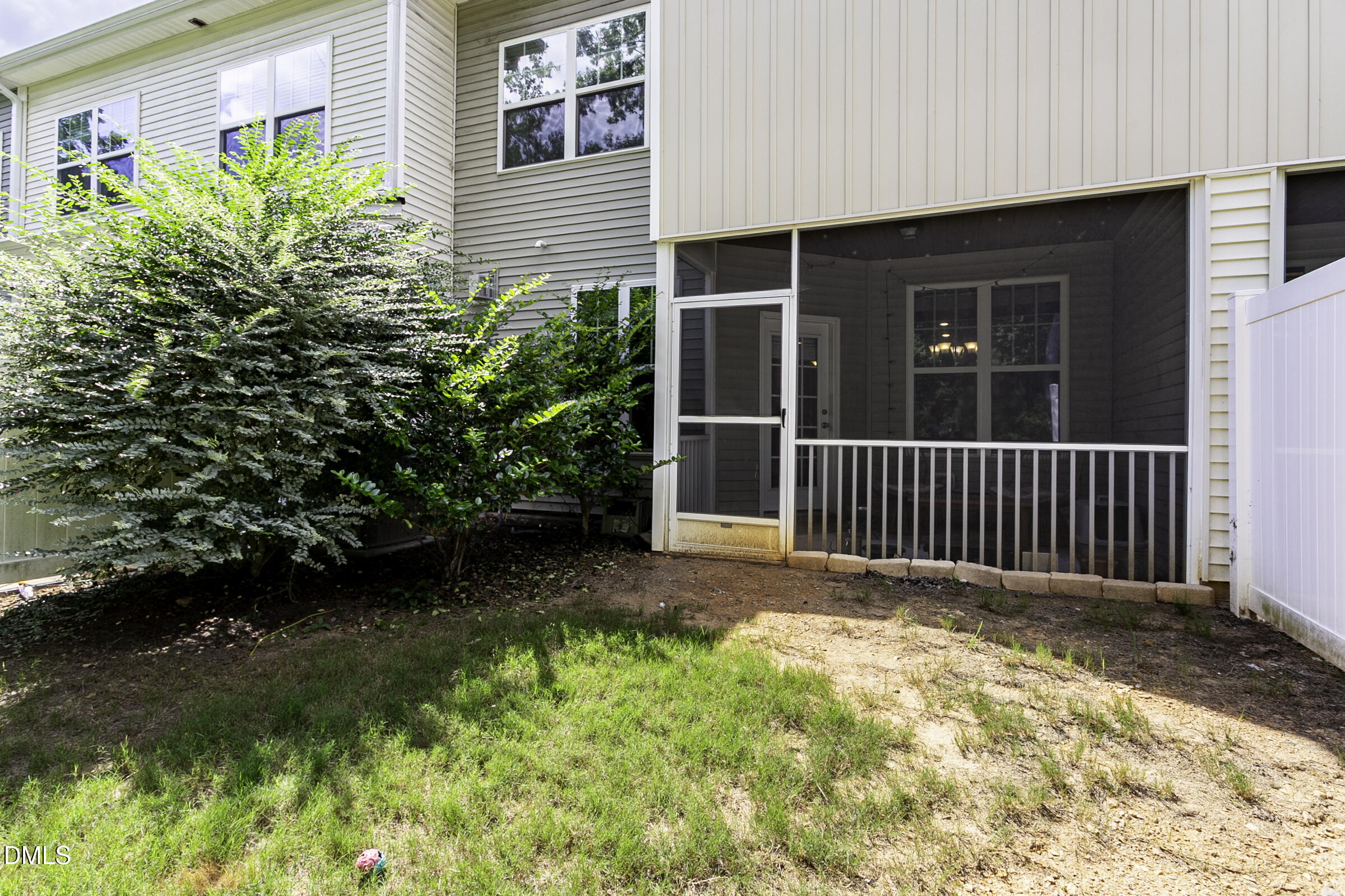 561 Summit Trail Drive Property Photo 17