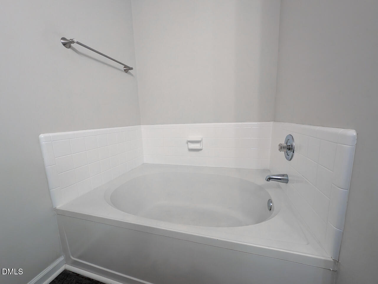 3005 Slippery Elm Drive Property Photo 13