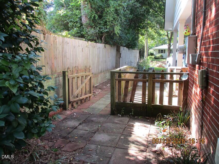 502 Lafayette Street Property Photo 7