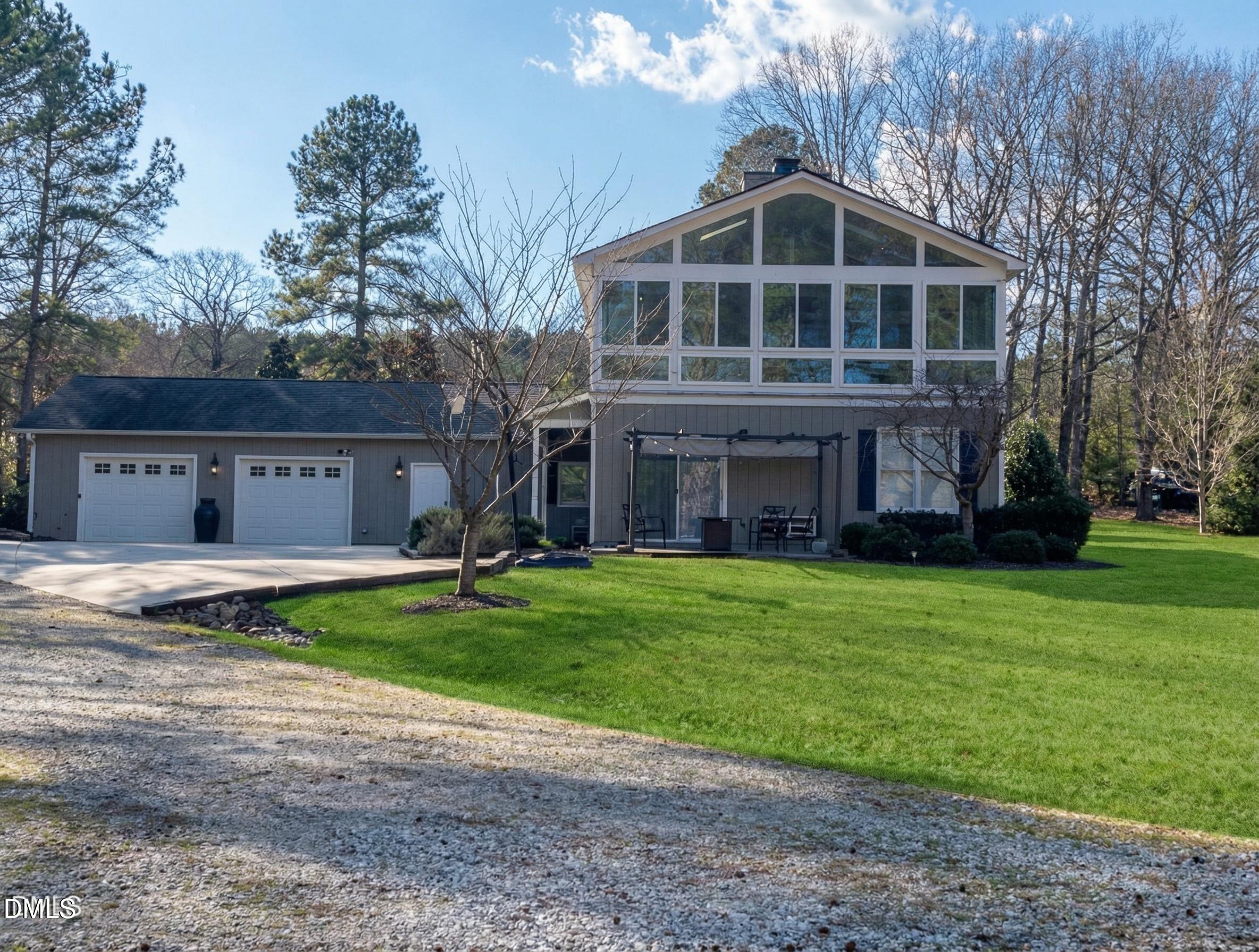 301 Pebble Hill Lane Property Photo 1
