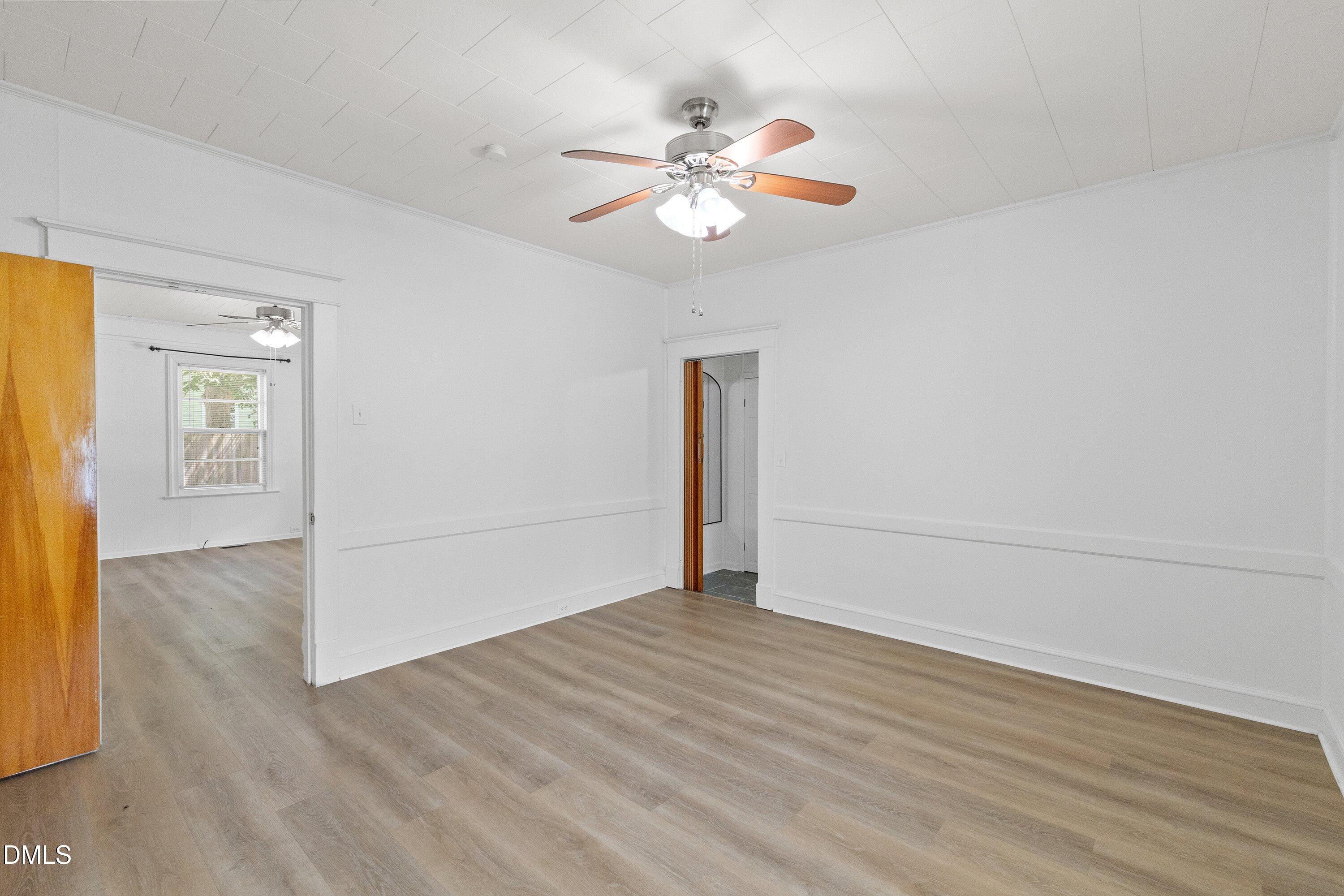 302 W E Street Property Photo 7