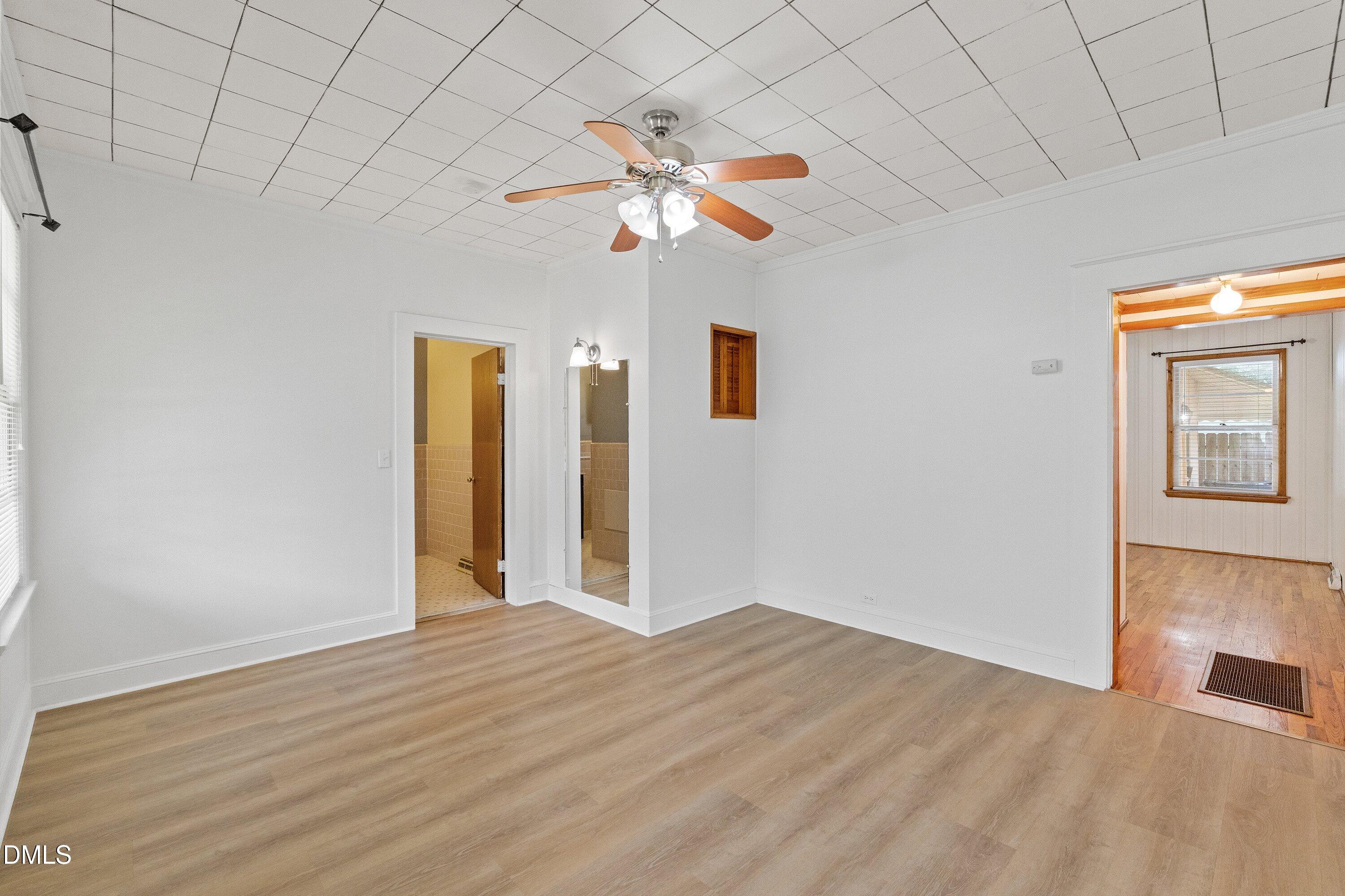 302 W E Street Property Photo 13